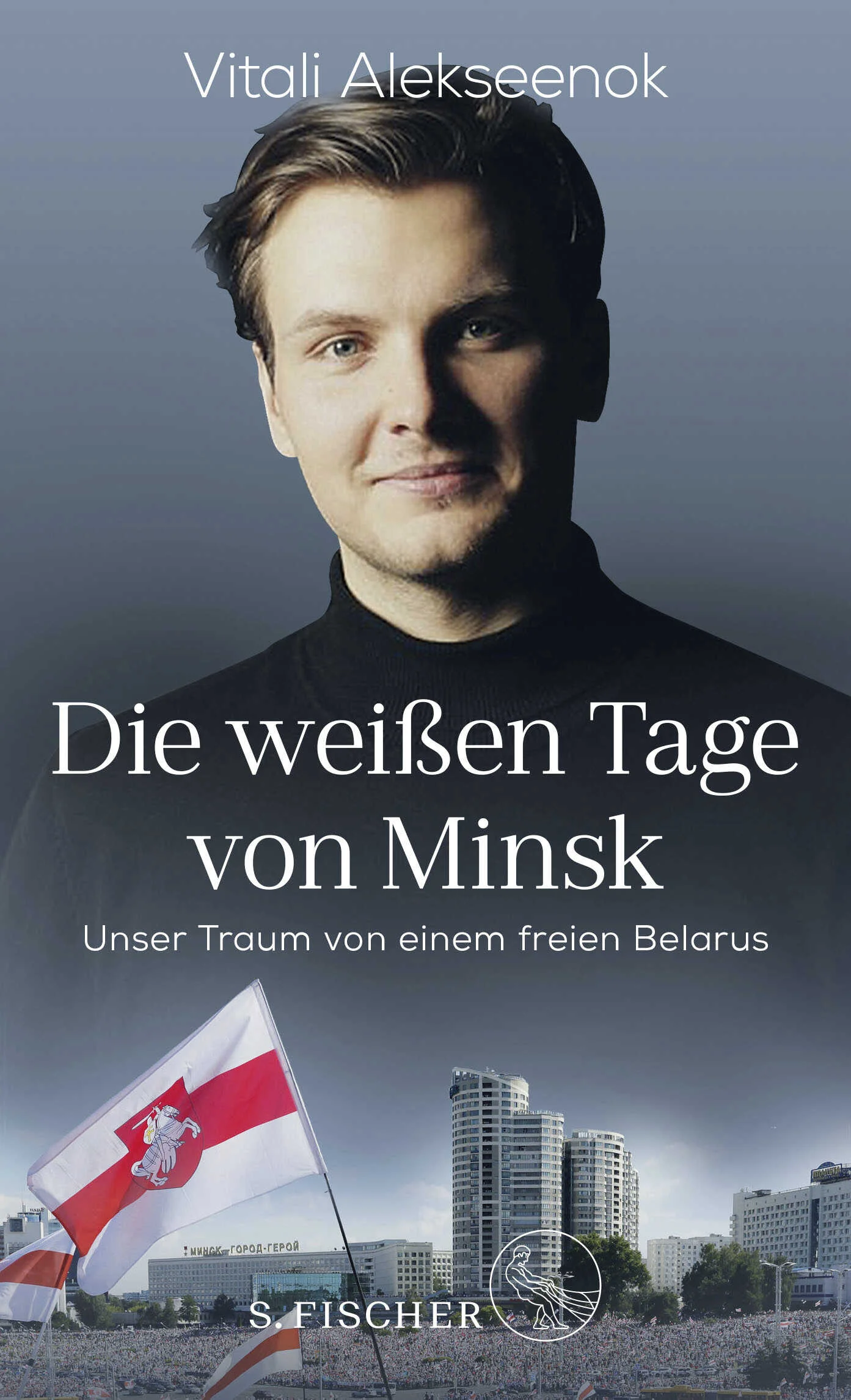 »Vitali Alekseenoks Chronik der Revolution in Belarus hat mich tief beeindruckt.« Sviatlana AleksijevičDer belarusische Dirigent Vitali Alekseenok, der mittlerweile in Deutschland lebt, schreibt auf berührende wie erhellende Weise über den Freiheitskampf in seiner alten Heimat. Nicht zuletzt aus Frust über die politischen Verhältnisse hatte er diese vor mehreren Jahren verlassen. Als Musiker hat er ein neues Zuhause in Deutschland gefunden, doch Belarus hat ihn nie wirklich losgelassen. Als er im Sommer nach Minsk zur Wahl fährt, erlebt er eine Protestbewegung, die vor wenigen Jahren noch undenkbar gewesen wäre: Was ist mit den Menschen in seiner Heimat geschehen? In einem persönlichen Bericht, der aktuelle Beobachtungen mit vergangenen Erlebnissen überblendet, erzählt Alekseenok von einem uns unbekannten Land im Wandel. Vom Leben unter dem Gewaltregime Lukaschenkas. Warum er weggegangen ist und nun einiges riskiert, um mitzuprotestieren. Wie die Hoffnung der Menschen größer wurde als ihre Angst. Und wie die Botschaft von Belarus an alle lautet. Denn die Belarusen wissen genau, was es heißt, ohne Freiheit und Demokratie leben zu müssen.