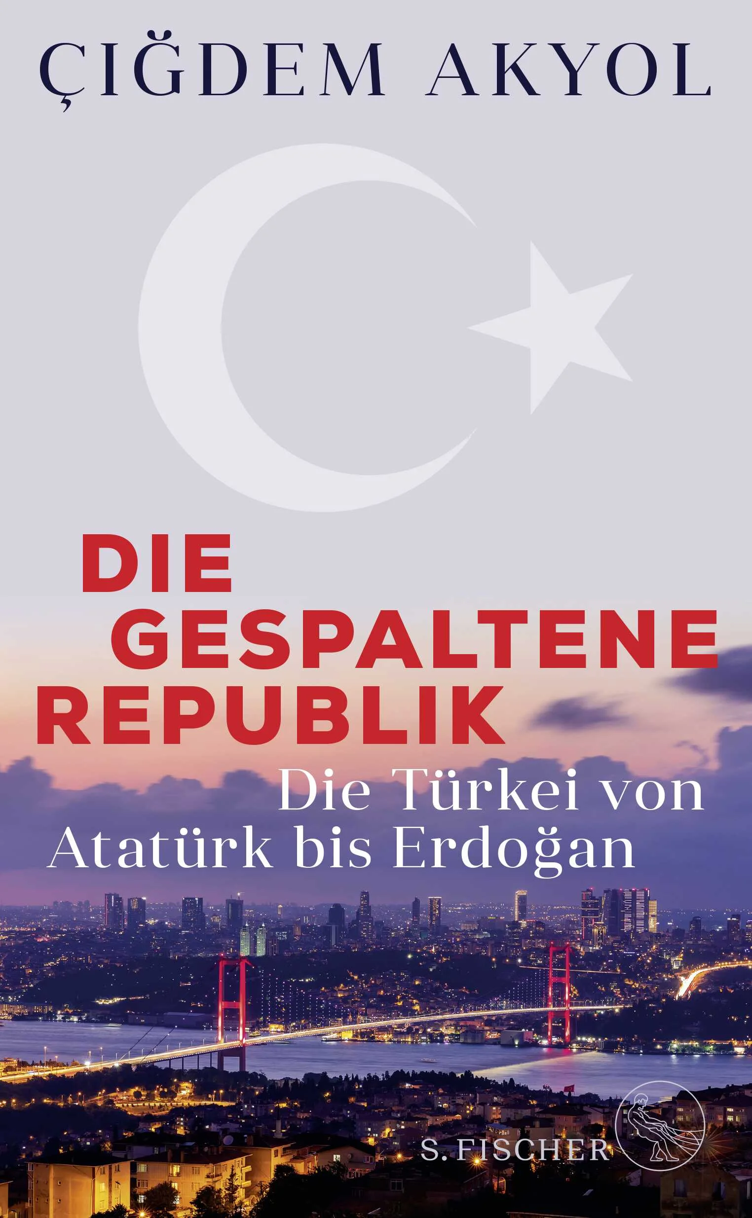 Spannend und voller Empathie für das Land erzählt Çiğdem Akyol die Geschichte derTürkischen Republik, ausgerufen am 29. Oktober 1923 von Mustafa Kemal Atatürk. Er schuf auf denTrümmern des Osmanischen Reiches seine Vision einer modernen Türkei. Die Schattenseiten der verordneten Modernisierung sind bis in die Gegenwart spürbar: So erlebte das Land nach Atatürk mehrere Militärputsche und eine brutale Minderheitenpolitik. Doch die Entwicklung der Republik ist auch eine Erfolgsgeschichte: Die heutige Türkei ist ein aktiver außenpolitischer Gestalter in der Weltpolitik – und eine starke Volkswirtschaft.Çiğdem Akyol beleuchtet die gesellschaftlichen, politischen, wirtschaftlichen und kulturellen Entwicklungen hinter der Geschichte – das ideologisch geprägte Justizsystem, die Macht des Militärs, die Verfolgung von Schriftstellern und die Debatte um Religion und Säkularismus. Zu Wort kommen dabei auch Menschen aus der Türkei, die persönliche Eindrücke schildern, unter anderen die Journalisten Bülent Mumay und Can Dündar, die Feministin Büşra Cebeci und der ehemaligen Außenminister Yaşar Yakış. Überdies kommen ehemalige AKP-Mitglieder und -Mitarbeiter mit ihrer Sicht auf die Entwicklungen zu Wort.Eine umfassende, lebendige Geschichte der Republik, die uns auch die Gegenwart nahebringt und die jüngsten Entwicklungen nachvollziehbar macht.
