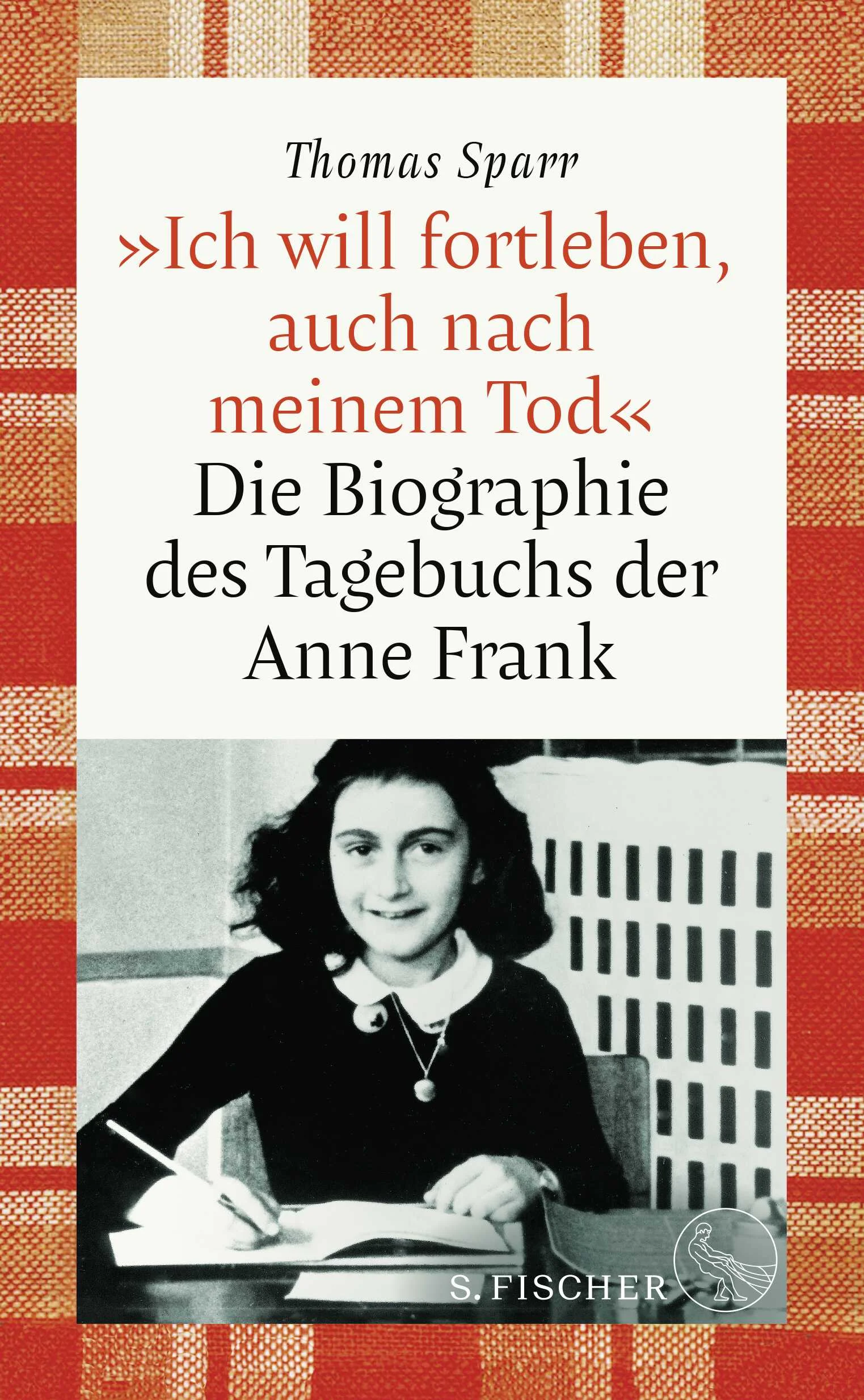 Die bislang unerzählte Geschichte von Anne Franks weltberühmtem Tagebuch schließt eine Leerstelle in der Erzählung über Anne FrankAnne Frank träumte davon, eines Tages eine berühmte Schriftstellerin zu werden. Ihr Vater Otto Frank, der den Krieg als einziges Familienmitglied überlebte, wollte seiner Tochter diesen Wunsch erfüllen und machte die Verbreitung von Annes Tagebuch zu seinem Lebensinhalt. 1947 erschien »Het Achterhuis« in den Niederlanden, 1950 wurde die erste deutsche Ausgabe veröffentlicht. Heute zählt das Tagebuch zu den meistgelesenen Büchern der Welt; die Wirkung, die es seit der Nachkriegszeit entfaltet, ist unvergleichlich und ungebrochen. Doch die Geschichte seines Erfolgs ist geprägt von Hindernissen und Rückschlägen – und weitgehend unbekannt. Kenntnisreich entschlüsselt Thomas Sparr, wie es entstanden ist, wie es verbreitet wurde, wie es auf der ganzen Welt rezipiert wird und warum es uns bis heute nicht loslässt.
