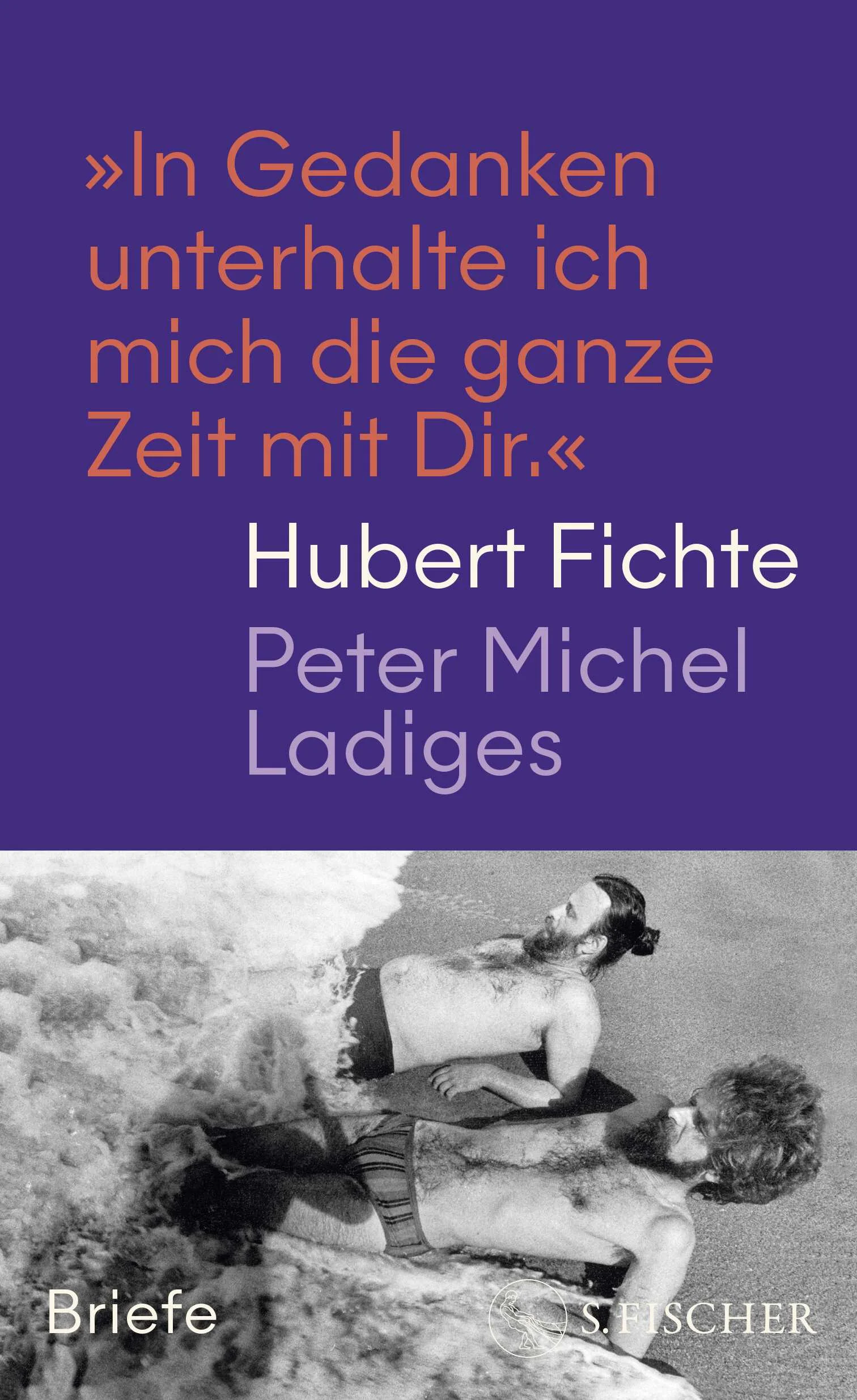 Von Freundschaft, Literatur und der Bedeutung des Radios in den 1970er Jahren: Über sechzig bisher unveröffentlichte Briefe von Hubet Fichte und Peter Michel Ladiges.In dieser Freundschaft sei er der Satellit, sagte Hubert Fichte einmal, und Peter Michel Ladiges die Bodenstation. Beide teilten die Leidenschaft für Literatur und Ethnologie und suchten nach neuen Formen der Darstellung. Fichte als Autor, der viele Radiofeatures über afroamerikanische Religionen schrieb, Ladiges als freier Rundfunkregisseur, der Fichtes Manuskripte inszenierte und eigene ethnologische Sendungen über die indigenen Kulturen Mittelamerikas realisierte. Die unveröffentlichten Briefe zwischen Fichte und Ladiges sind eines der wenigen umfangreichen Zeugnisse der Freundschaft in Fichtes Leben, sie sind Ausdruck von Anteilnahme und Fürsorge und belegen eine äußerst produktive Arbeits-gemeinschaft. Wie nebenher wird die zentrale Rolle deutlich, die das Radio in den 1970er Jahren für die Literatur spielte. Der Band ist kommentiert und mit einem ausführlichen Nachwort ergänzt von Peter Braun. Zahlreiche Dokumente, u. a. von Marc Ladiges über seinen Vater, runden den Band ab. 