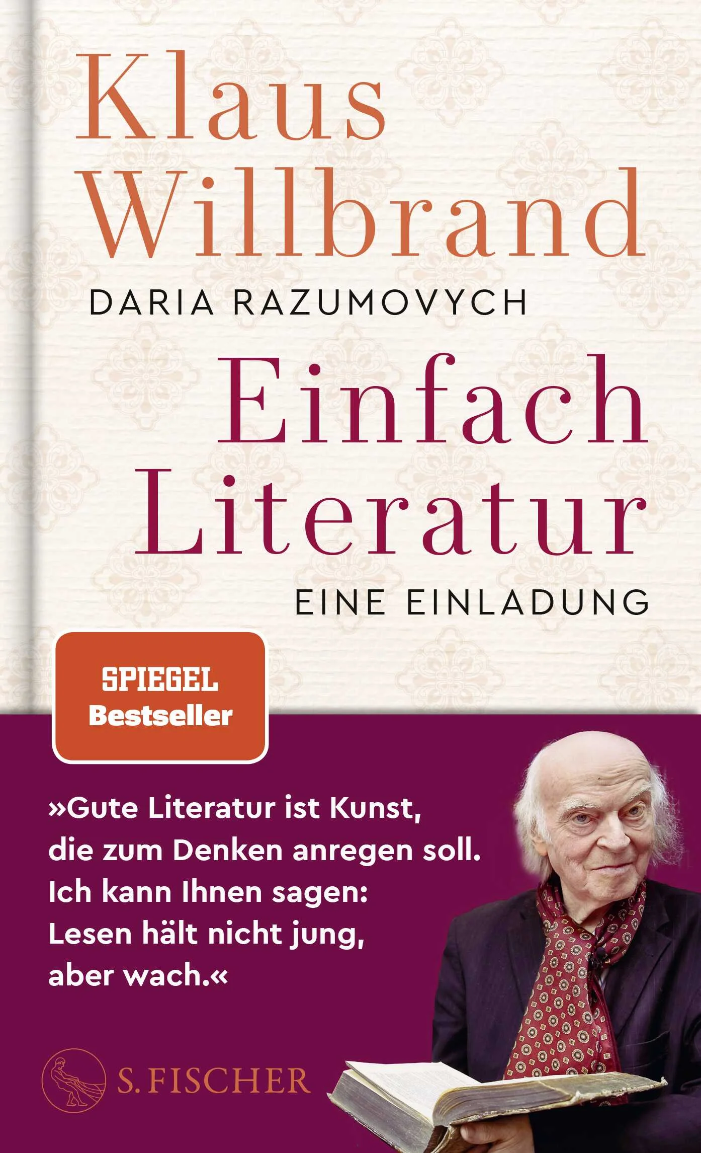 Der neue Literaturverführer / bekannt als @buchantiquariat_willbrand auf Instagram und TikTok»Welche Werke von Thomas Mann sollte man gelesen haben?« »Welche anglo-amerikanischen Schriftstellerinnen sind besonders empfehlenswert?« Wer Antworten auf diese oder ähnliche Fragen sucht oder einfach Lust hat, sich mit Literatur zu beschäftigen, ist bei Klaus Willbrand bestens aufgehoben. In seinem ersten Buch teilt der Antiquar seine eigene Leserbiographie und spricht Empfehlungen aus – gewohnt meinungsstark und mit profundem Wissen. Er erzählt, wie er selbst zur Literatur gefunden hat, welche Schriftsteller:innen und Werke ihn in seinen ersten Lesejahren geprägt haben und was es mit seinem dreijährigen Lesesabbatical auf sich hatte. »Einfach Literatur« ist eine Einladung, sich mit der Weltliteratur zu beschäftigen – klug und unterhaltsam.