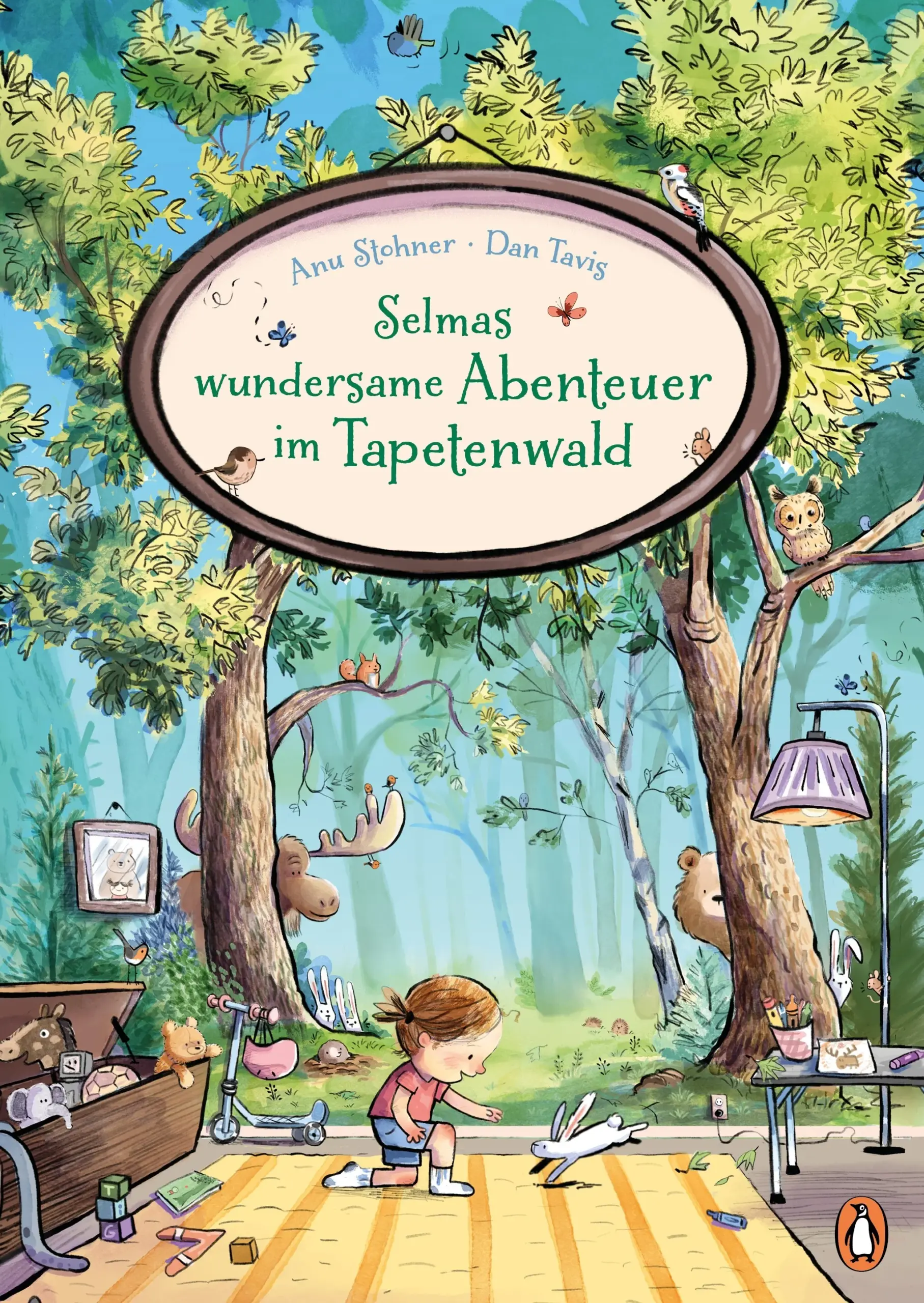 Ganz besondere Vorlesegeschichten in einem Wald hinter der KinderzimmertapeteManchmal glaubt Selma, dass die Tiere auf ihrer Waldtapete mit den Ohren wackeln oder den Flügeln zucken. Aber sie weiß natürlich, dass das gar nicht sein kann … Bis sie eines Tages mit einem Schritt mitten im magischen Tapetenwald steht! Dort erwarten Selma viele spannende Abenteuer mit den Tieren des Waldes: Sie hilft dem Maulwurf seine Bonbons zu finden, schlichtet den Streit zwischen dem Elch und dem Bären, macht sich mit den Eichhörnchen auf die Suche nach den Apfeldieben, trifft den Dachs, der das Wort Frechdachs nicht mehr hören konnte und vieles mehr.Zauberhafte Geschichten zum Vorlesen mit malerischen Illustrationen und wimmligen Suchbildern für Kinder ab 4 Jahren