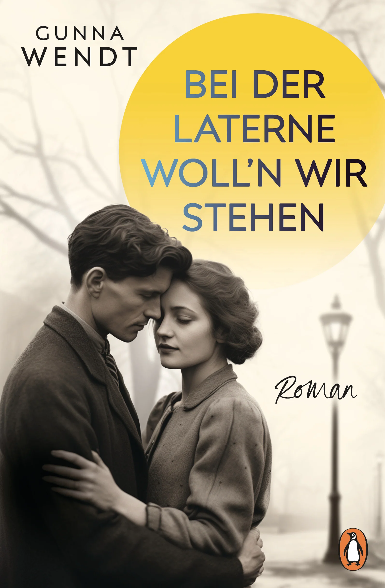 Ein Abschied unter der Laterne. Ein Leben, das von Sehnsucht geprägt ist. Ein Lied, das die Zeit überdauert.Hamburg, 1914: Lili glaubt, mit Cord die ganz große Liebe gefunden zu haben. Als sich dieser entschließt, in den Krieg zu ziehen, ist sie am Boden zerstört. Plötzlich hält sie nicht mehr viel in ihrer Heimatstadt: Allen Widerständen zum Trotz verwirklicht Lili ihren lang gehegten Traum, Sängerin zu werden. Viele Stationen prägen ihr neues Leben, doch die Erinnerung an Cord lässt sie nicht los. Dann hört sie ein Lied, in dem eine Liebe besungen wird, die ihr nur allzu bekannt vorkommt – und in Lili wächst die Hoffnung, mithilfe dieses Liedes Cord endlich wiederzufinden ...»Bei der Laterne woll'n wir stehen, wie einst Lili Marleen« sang Lale Andersen 1939 und wurde damit weltberühmt. Gunna Wendts fiktiver Roman über das besungene Mädchen ist wie das Lied selbst: Voller Liebe, Sehnsucht und Hoffnung.