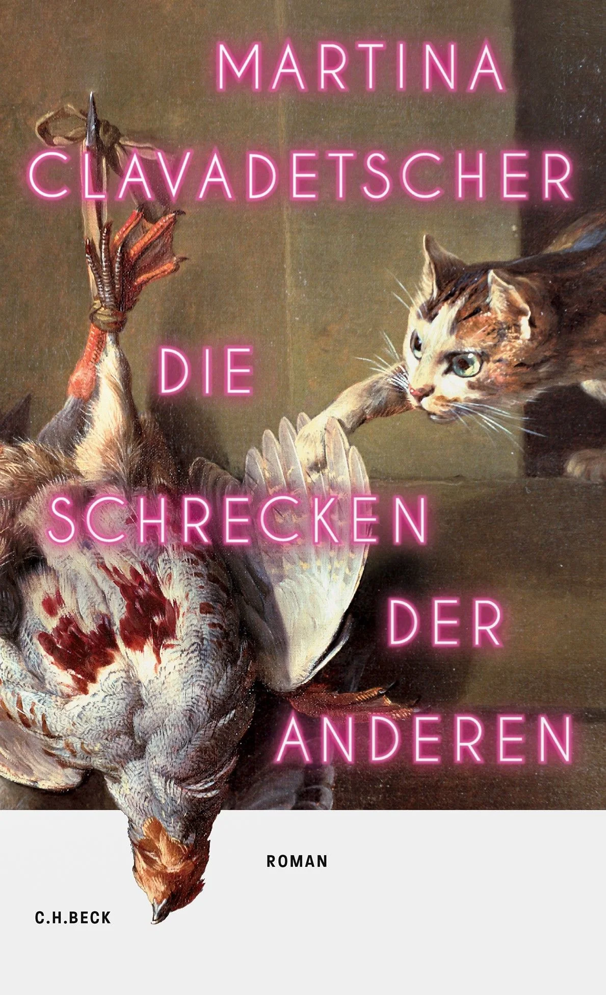 Der neue Roman der Schweizer Buchpreisträgerin Martina Clavadetscher begibt sich ins Dunkel der Geschichte und Gesellschaft, wo das Unerzählte lauert. Schicht für Schicht trägt sie ab, um zur historischen Wahrheit vorzudringen. Sie zeigt, dass Dulden die scheinheiligste Form des Verbrechens ist, weil es keinen Widerstand kennt. Sie lässt uns begreifen, dass wir Geschichte zwar nicht weiterspinnen, aber ihre vergessenen Fäden ins Sichtbare ziehen können. Was sie erzählt, könnte die Geschichte jedes Menschen sein. In jedem Land, zu jeder Zeit. Solange niemand aus den Schrecken der anderen lernt. Ein Junge stößt beim Schlittschuhlaufen auf einen Toten im Eis und den Beginn einer sonderbaren Geschichte. Kern, ein schwerreicher Erbe, kann nicht länger ignorieren, dass seine Augen schwächer werden. Doch will er überhaupt klarsehen? Da ist Kerns hundertjährige Mutter, die den größten Teil des Tages im Dachgeschoss der Villa im Bett liegt, und doch mit brutaler Konsequenz die Fäden in der Hand hält. Da ist Schibig, ein einsamer Archivar, der sich mitreißen lässt von Rosa, der Alten aus dem Wohnwagen, die an den eigentlich unspektakulären Vorfällen ein spektakuläres Interesse hat weil sie versteht, dass nichts je ins Leere läuft, sondern alles miteinander verbunden ist: Der Tote im Eis, die Zylinderherren im Gasthof Adler, Kerns Frau, die sich weigert, Kreide zu essen, ein geplantes Mahnmal, bedrohliche Bergdrachen und andere hartnäckige Legenden.
