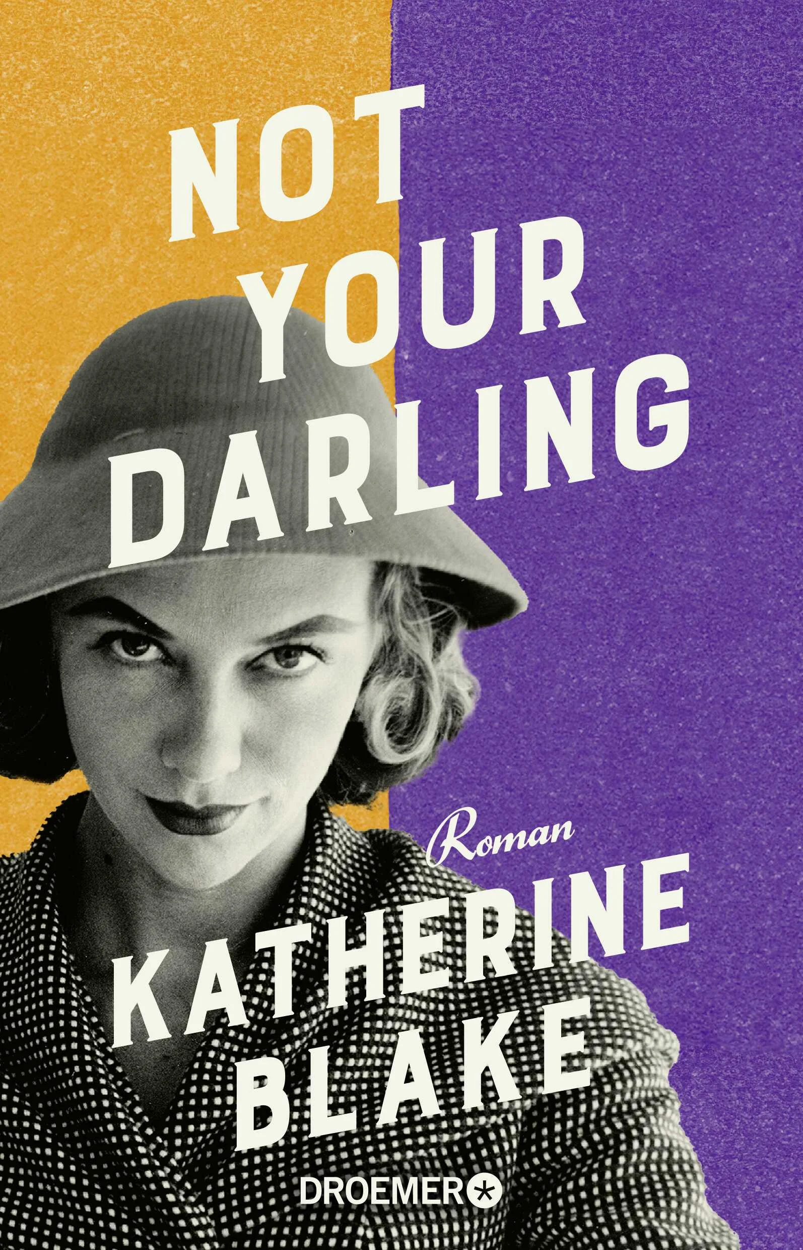 Das Hollywood der 50er-Jahre hat Geheimnisse – genau wie Loretta Darling!Im Roman »Not your Darling« von Katherine Blake trifft ein atmosphärisches Setting mit Retro-Charme auf eine moderne, feministische Heldin.Übersprudelnd vor Tatendrang trifft die 20-jährige Loretta 1950 in Los Angeles ein. Sie hat gelernt, dass sie für ihr eigenes Glück sorgen muss. Und sie ist fest entschlossen, ihren Traum wahr werden zu lassen: als Visagistin in Hollywood zu arbeiten.Bald muss Loretta jedoch erkennen, dass die Stadt der großen Träume jenseits des Scheinwerferlichts vor allem aus klapprigen Kulissen und Männern mit schlechten Manieren besteht. Möglicherweise haben die sich diesmal aber mit der falschen Frau angelegt. Denn die clevere Loretta weiß nicht nur, wie man die richtige Lippenstiftfarbe auswählt. Und sie ist bereit, sich auf ihre ganz eigene Weise zur Wehr zu setzen.Ein kluger, rasanter Mix aus Zeitgeschichte und Frauenliteratur, mit einem Schuss Sex & CrimeZwischen dem Glamour Hollywoods und seinen dunkelsten Abgründen erzählt »Not your Darling« eine Geschichte von Freundschaft, großen Träumen und der Macht der Männer. Ein zeitgenössischer Frauenroman im besten Wortsinn um eine starke junge Frau, die mit Witz und Biss ihren ganz eigenen Weg geht.Wer »Die sieben Männer der Evelyn Hugo« oder »The Marvelous Mrs. Maisel« geliebt hat, wird Seite um Seite mit Loretta Darling mitfiebern.
