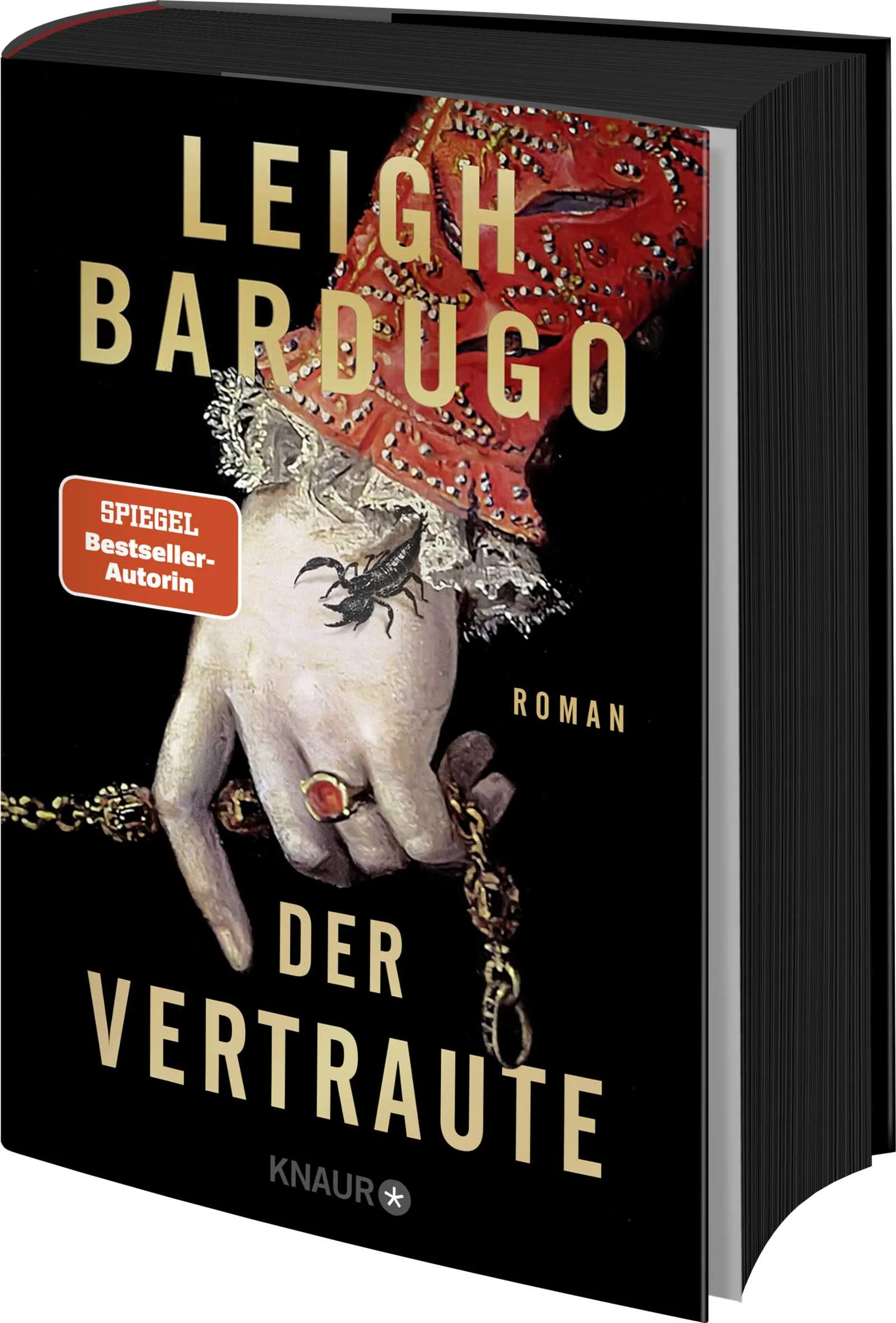 +++ Aufwendig gestaltete Erstauflage mit Farbschnitt, nur solange der Vorrat reicht +++ Magie, Alchemie und ein unsterblicher Vertrauter mit einem tödlichen Geheimnis: Packende historische Fantasy voller Romantik von der Königin der Phantastik Leigh BardugoSpanien zu Beginn des Goldenen Zeitalters: In einem heruntergekommenen Haus in Madrid nutzt die junge Luzia Cotado einen Hauch von Magie, um die endlose Schufterei als Küchenmädchen zu überstehen. Doch als ihre intrigante Herrin entdeckt, dass ihre Dienerin ein Talent für kleine Wunder besitzt, verlangt sie, dass Luzia diese Gabe einsetzt, um die gesellschaftliche Stellung der Familie zu verbessern. Dieses Unterfangen nimmt eine gefährliche Wendung, als Antonio Pérez, der in Ungnade gefallene Sekretär des Königs, auf Luzia aufmerksam wird. Pérez schreckt vor nichts zurück, um die Gunst des Hofes zurückzuerlangen. Und der spanische Herrscher ist noch immer von der Niederlage seiner Armada erschüttert und sucht verzweifelt nach einem Vorteil im Krieg gegen Englands ketzerische Königin.Luzia ist fest entschlossen, diese eine Chance auf ein besseres Leben zu ergreifen, und taucht ein in die Welt von Sehern, Alchemisten, Heiligen und Gaunern, in der die Grenzen zwischen Magie, Wissenschaft und Betrug schon bald verschwimmen. Um zu überleben, muss sie alles wagen – auch wenn das bedeutet, dass sie die Hilfe von Guillén Santangel in Anspruch nehmen muss, ihrem unsterblichen Vertrauten, dessen eigene Geheimnisse sich für beide als tödlich erweisen könnten.Der neue Fantasy-Bestseller von Leigh Bardugo: Eine magische Liebesgeschichte im Goldenen Zeitalter Spaniens zur Zeit der InquisitionTauche tiefer ein in die magische Welt der Bestseller-Autorin Leigh Bardugo:»Das neunte Haus« (Alex-Stern-Reihe 1)»Wer die Hölle kennt« (Alex-Stern-Reihe 2)»Goldene Flammen« (Grisha-Trilogie 1)»Eisige Wellen« (Grisha-Trilogie 2)»Lodernde Schwingen« (Grisha-Trilogie 3)»Das Lied der Krähen« (Krähen-Dilogie 1)»Das Gold der Krähen« (Krähen-Dilogie 2)»King of Scars« (»King of Scars« 1)»Rule of Wolves« (»King of Scars« 2)»Die Sprache der Dornen« (illustrierte Märchen aus der Welt der Grisha)»Die Leben der Heiligen« (illustrierte Heiligen-Legenden aus der Welt der Grisha)»Demon in the Wood. Schatten der Vergangenheit« (Graphic Novel zur Vorgeschichte des Dunklen)
