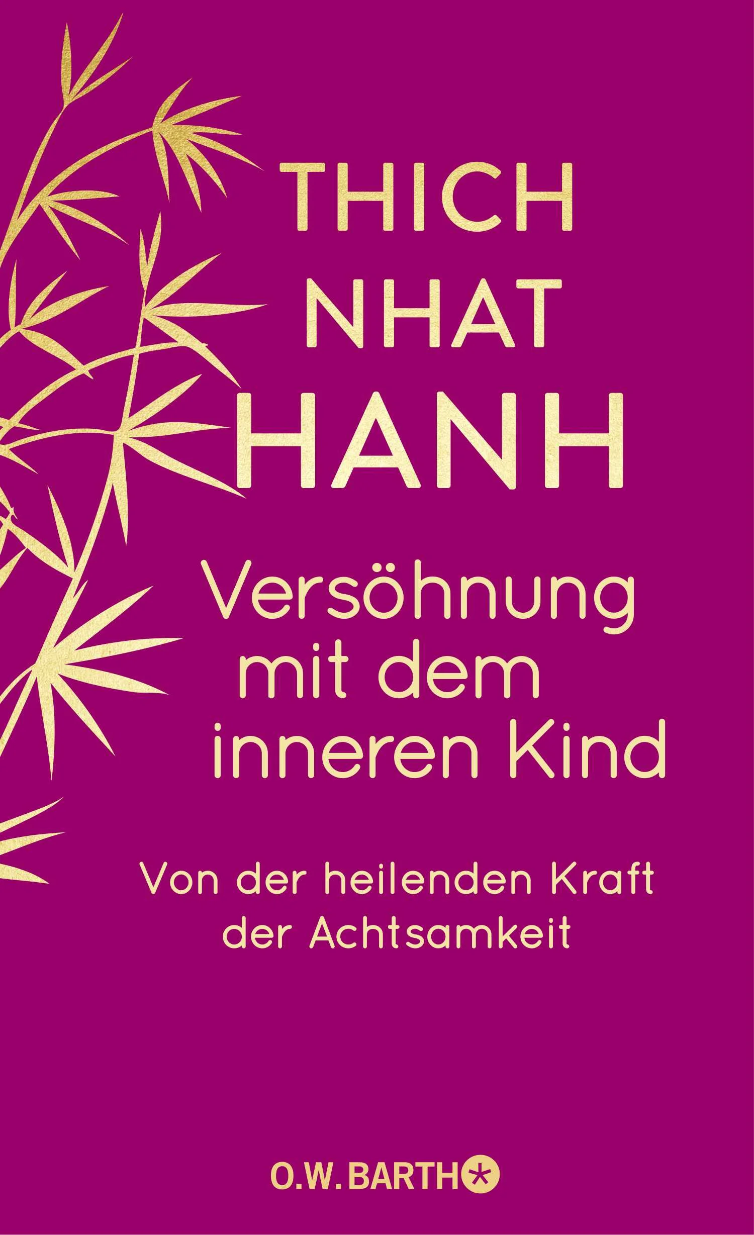 Der buddhistische Weg zur Aussöhnung mit sich selbstDer berühmte Zen-Meister Thich Nhat Hanh erklärt in diesem Ratgeber den buddhistischen Umgang, wie du dein inneres Kind heilen kannst.„Es ist nie zu spät für eine glückliche Kindheit.“Dieser berühmte Satz ist für alle gültig, die sich von Thich Nhat Hanh leiten lassen. Die Folgen seelischer Verletzungen in der Kindheit wie Angst und Verlassenheit oder Wut und Trauer wirken bis in unsere Zellen und blockieren unser inneres Wachstum. Thich Nhat Hanh zeigt, dass meist schon unsere Eltern oder sogar frühere Generationen dieselben belastenden Gefühlsmuster in sich getragen und weitervererbt haben. Deshalb ist es wichtig und sinnvoll, als Erwachsener zu dem verwundeten inneren Kind Kontakt aufzunehmen. Das gelingt besonders im Fokus bewusster, achtsamer Wahrnehmung und damit verbundener Atempraxis. Thich Nhat Hanh erklärt anschaulich, wie die Heilung deines inneren Kindes gelingen kann: mithilfe von Achtsamkeit und Meditation aus der Praxis des Buddhismus. Auf diese Weise kann es zu einer tiefgreifenden Transformation kommen. wir versöhnen uns nicht nur tief mit uns selbst und unserem Leben, sondern auch mit allen Menschen, die uns in der Vergangenheit Leid zugefügt haben.