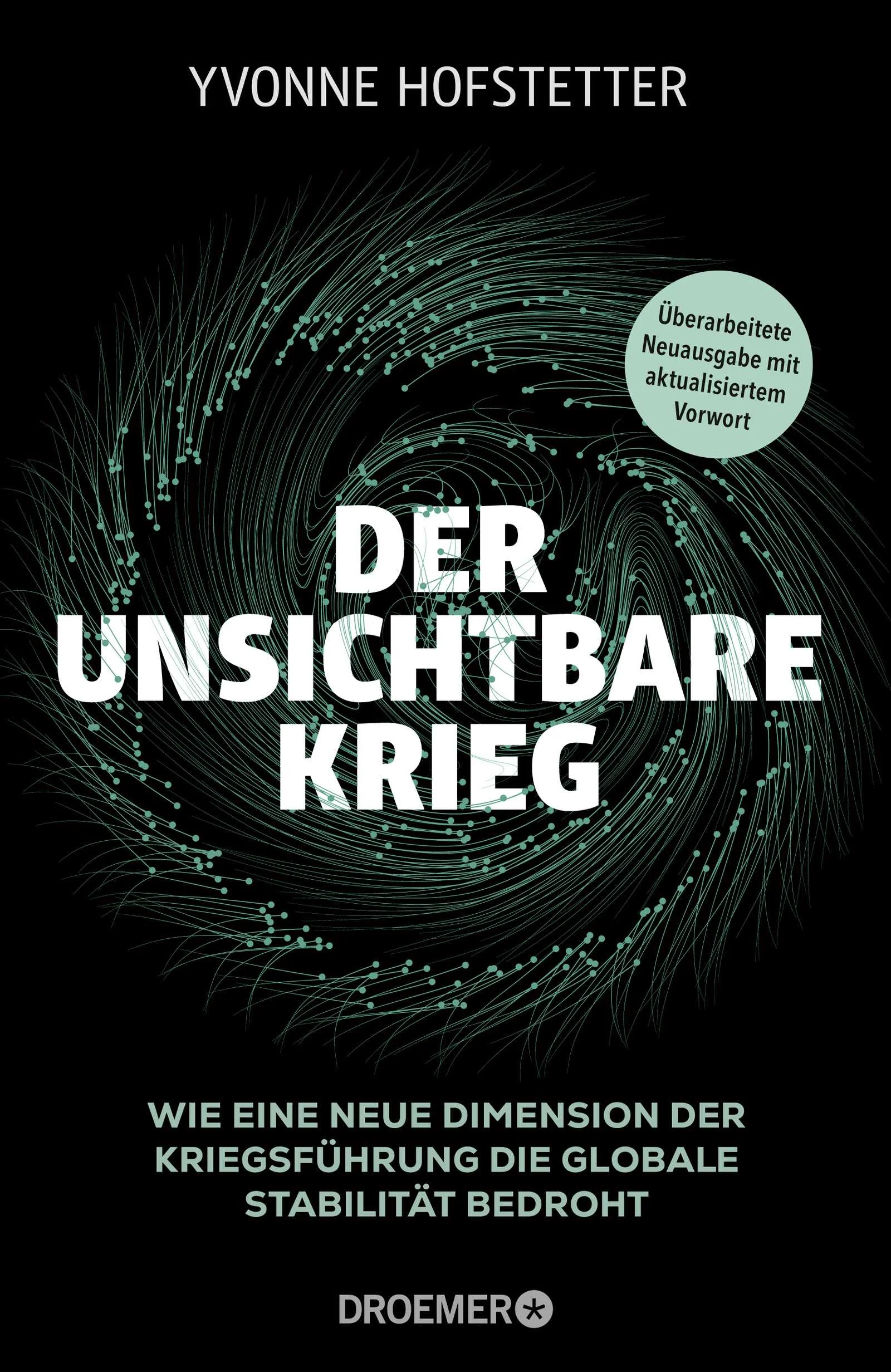 Über Sicherheit in Zeiten von KI, Drohnen und Cyberangriffen – vollständig aktualisierte Neuausgabe 2025 mit neuem Vorwort.Die weltweiten Konflikte haben längst zu einem neuen Rüstungswettlauf geführt. Politik hat sich heute dahin entwickelt, dass sich kein Staat mehr sicher fühlen kann. Die Antwort der Nationen auf den Mangel an Sicherheit sind erneute Aufrüstung und Abschreckung. Dabei kommt auch den neuen Technologien und ihren Möglichkeiten – vom Informationsraum bis in den Orbit – bei künftigen Sicherheitsarchitekturen eine prominente Rolle zu. Die Digitalisierung und neue technologische Entwicklungen ermöglichen neue Strategien der Kriegsführung und operative Taktiken. Eine brisante Analyse der explosiven Weltlage – Wie digitale Kriegsführung, die Außenpolitik der Großmächte und Hacker unser aller Sicherheit bedrohenDie renommierte Expertin für digitale Rüstung Yvonne Hofstetter legt offen, wie elektronische Feuerkraft einst stabile Machtverhältnisse untergräbt und das Weltgeschehen zunehmend unberechenbar macht. Sie schildert diese alarmierende Lage anhand von realen Beispielen, die das Weltgeschehen massiv beeinflussen, beleuchtet die Verteidigungsstrategien der Großmächte und legt dar, warum der Westen vor Angriffen ungeschützter ist als Russland und China.Aktualisierte Neuausgabe 2025 mit einem Kommentar zur derzeitigen geopolitischen Situation.