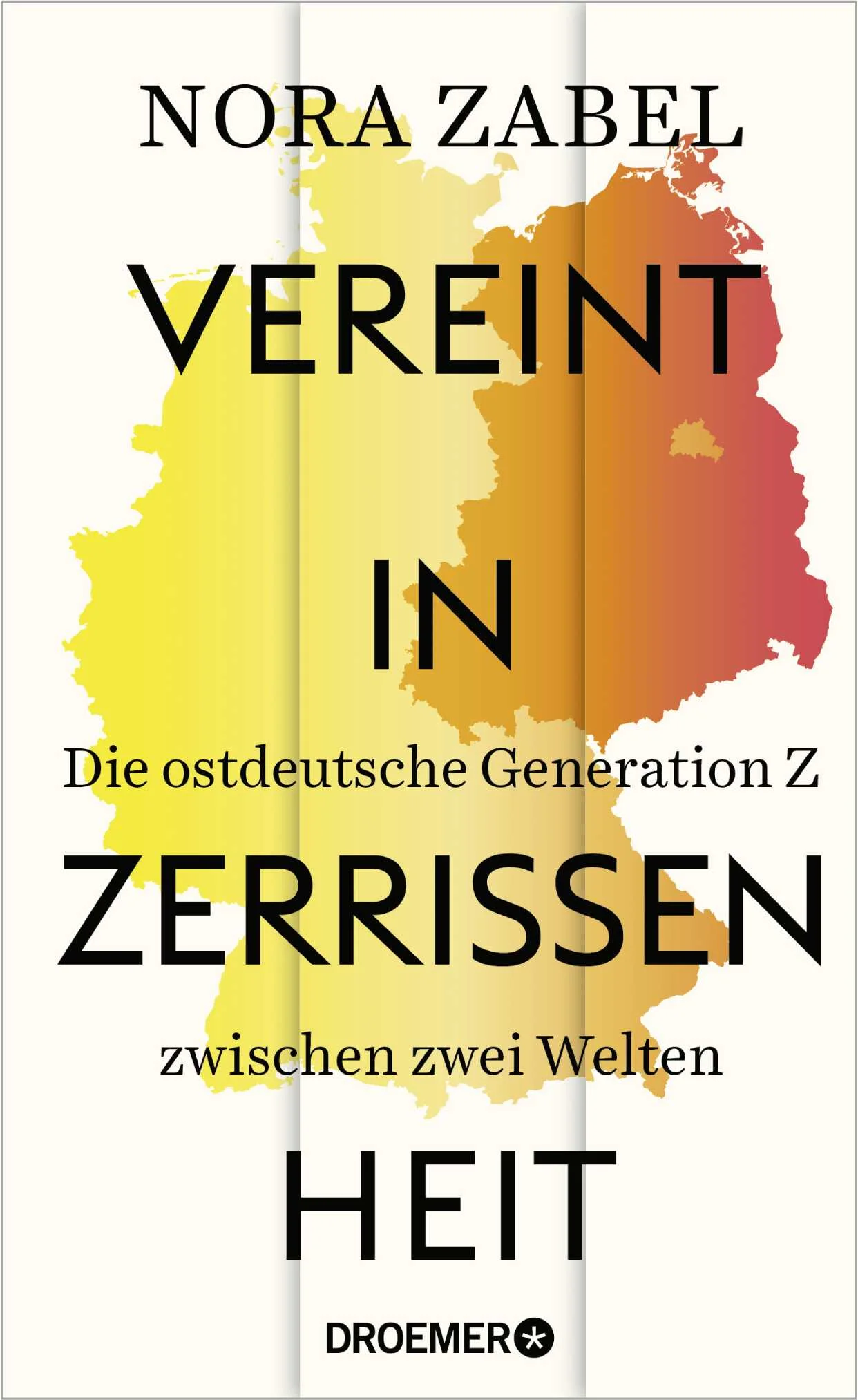 Die ostdeutsche Generation Z erhebt ihre Stimme für mehr GerechtigkeitDeutschland ist seit über 35 Jahren wiedervereint, doch die Mauern in den Köpfen sind längst nicht abgebaut. Die Kluft zwischen Ost und West scheint größer denn je. Die Stärke der AfD – vor allem bei der jungen Wählerschaft – ist Beleg für eine große Polarisierung. Genau diese Themen greift Nora Zabel in ihrem gesellschaftskritischen Sachbuch auf. Mitte der 1990er Jahre in der mecklenburgischen Provinz geboren, verlor sie niemals die Hoffnung auf eine gleichberechtigte Gesellschaft und engagierte sich schon in ihrer Schulzeit politisch.»Man kann sich der DDR überhaupt nicht entziehen. Man wird im Osten ständig damit konfrontiert. Es ist gut, sich damit auseinanderzusetzen, um sich selbst besser zu verstehen.« Nora Zabel in tazfuturzwei.de Nr. 35/2026Nora Zabel beschreibt die Hoffnungen, Wünsche und Ängste ihrer Generation Z, die sowohl von der DDR-Vergangenheit als auch der dynamischen Wechselbeziehung zwischen Ost und West geprägt ist. Sie stellt fest: Die Gen Z im Osten ist nach wie vor mit begrenzten Chancen in Bildung und Beruf konfrontiert. Im Westen dagegen stehen jungen Menschen ganz andere Möglichkeiten offen. In Gesprächen mit Wegbegleitern aus Ostdeutschland und Westdeutschland spürt Nora Zabel die Ursachen der Ungleichheit im heutigen Deutschland auf.Ein kluges und hoffnungsvolles Plädoyer für soziale Gerechtigkeit und eine bessere Zukunft in Ost und WestWird es der Gen Z gelingen, die Gräben zu überwinden und ein neues Kapitel in der ostdeutschen Geschichte zu schreiben? Nora Zabel ist davon überzeugt und ruft in ihrem Buch eindringlich auf, die Deutsche Einheit in den Köpfen und Herzen endlich Wirklichkeit werden zu lassen. Eine Pflichtlektüre für alle, die an der Zukunft Deutschlands interessiert sind und sich für echte Chancengleichheit einsetzen.»Ich möchte mit anderen meiner Generation mit Herzblut unsere Heimat gestalten und den Leuten klarmachen, dass es keine nette Spielerei ist, sich in der Demokratie zu engagieren, sondern ebenso für uns Ostdeutsche eine Art Pflicht.« Nora Zabel in Nordkurier 3.12.2025Für Leser*innen von Jessy Wellmer, Steffen Mau und Ilko Sascha-Kowalczuk.