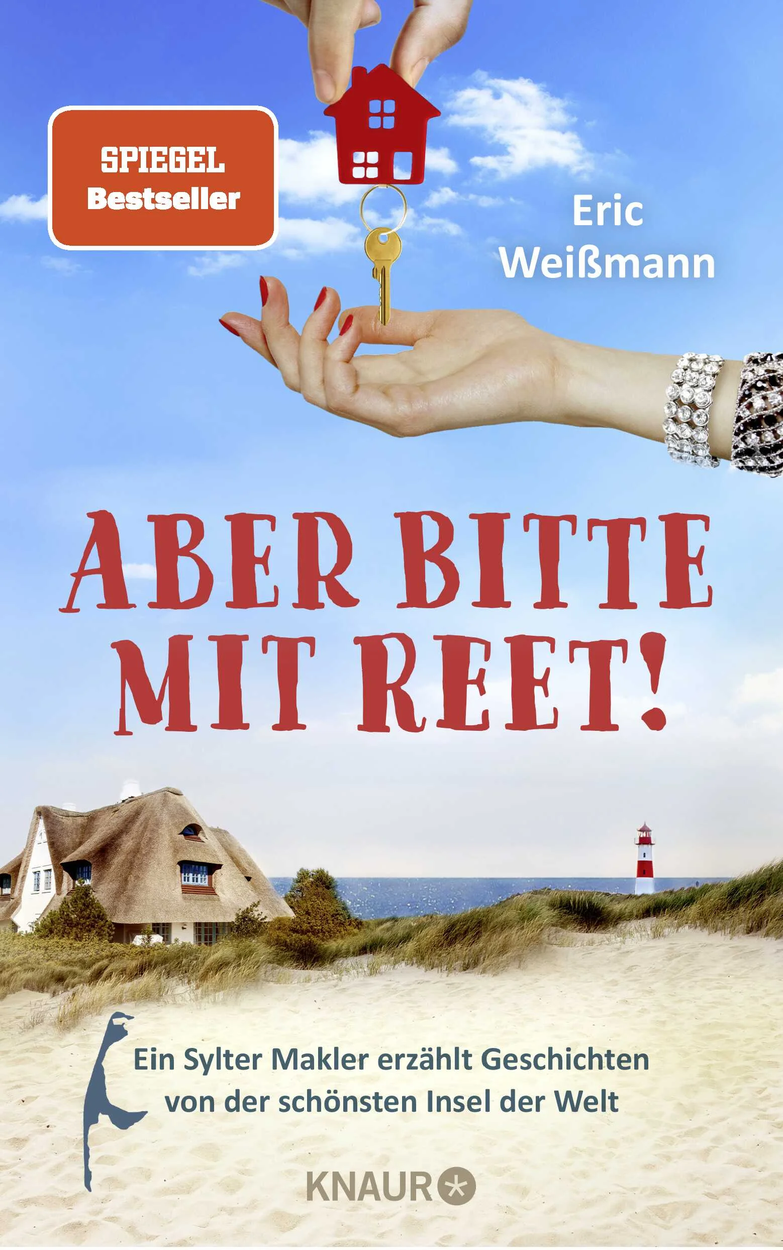 Suche Villa mit Meerblick, Geld spielt keine Rolle Was Sylt so beliebt bei Promis und Millionären macht: Man bleibt weitgehend unter sich. Für den Durchschnittsbürger ist ein Tisch in der Sansibar so unerreichbar wie der Zutritt zu exklusiven Privatdomizilen. Umso spannender sind die oft skurrilen Geschichten, die der Sylter Immobilienmakler Eric Weißmann erlebt. In seinem Buch berichtet er vom ganz normalen Wahnsinn seines Berufsalltags zwischen Rolex und Reet, Strandkorb und Champagner. Von unerfüllten Sehnsüchten über erotische Kapriolen bis hin zu erbitterten Erbschaftsstreitigkeiten gibt es eine Menge zu erzählen. So entsteht ein hochamüsanter Streifzug über die Lieblingssandbank der Deutschen.Ein spannender Blick hinter die Kulissen von Sylt, mit viel Insel-KoloritKnapp eine Millionen Menschen besuchen jährlich die beliebteste deutsche Ferieninsel Amüsante Geschichten aus der Welt der Schönen und Reichen – erzählt von einem erfolgreichen Sylter ImmobilienmaklerMit QR-Codes im Buch, die Sie auf eine filmische Reise zu den schönsten Sylter Orten nehmenEin kleiner Einblick:Vor kurzem kam eine Kundin in mein Maklerbüro, deren Ansprüche extrem hoch waren. Schon ihr Lebensstil passte irgendwie zu Sylt. Wie viele andere Inselgäste auch war sie mit dem Flugzeug angereist. Ihr Fahrer hatte ihr Auto den ganzen langen Weg von Bayern auf die Insel gebracht. Samt Gepäck.Nun wollte sie pünktlich zu den Flitterwochen ein Haus auf Sylt. Selbstverständlich eine Reetdachvilla, ebenso selbstverständlich in bester Lage.„Die Ausstattung muss aber was ganz Besonderes sein, Herr Weißmann“, sagte sie sehr bestimmt.„Verstehe. Und was heißt das im Einzelnen?“„Ohne Sauna geht gar nichts.“Anerkennend musterte ich ihre durchtrainierte Gestalt.„Dann leben Sie also sehr gesundheitsbewusst?“Ein feines Lachen kräuselte ihre Lippen.„Nein, eine Sauna ist ungemein praktisch, müssen Sie wissen. Ich trockne immer meine Kaschmirpullover darin.“Das sind sie, diese besonderen Sylt-Momente ...