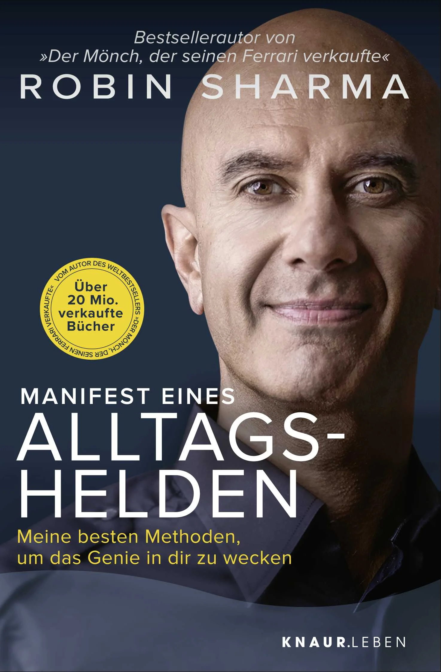 Ein einzigartiger Leitfaden für die Aktivierung unserer Gaben und TalenteBasierend auf seinem reichen Erfahrungsschatz zeigt der weltberühmte Personal Coach und Bestsellerautor Robin Sharma, wie wir zu Heldinnen und Helden des Alltags werden können. Dabei geht es nicht nur um den größtmöglichen eigenen Erfolg, sondern auch um das, was wir der Welt zurückgeben können. Robin Sharma bietet in seinem Ratgeber die Essenz seiner Mentoring-Methode mit vielen Anekdoten und Geschichten aus seinem Leben. Dieses einzigartige Methodenbuch zu seinen Romanen bietet:Kraftvolle Praktiken zur Steigerung der Energie und Vitalität;ein bewährtes Modell für das Erbringen außergewöhnlicher Leistungen;auf neurowissenschaftlichen Erkenntnissen basierende Techniken, um Niederlagen in Erfolge  Triumphe, Ängste in Ansporn und vergangenes Leid in alltägliches Heldentum zu verwandeln;Weisheiten für mehr Begeisterung, mehr Gelassenheit und spirituelle Freiheit im Leben.Sein persönlichstes BuchDas Manifest eines Alltagshelden ist zweifellos das bisher persönlichste Buch des großen Mentors und Bestsellerautors Robin Sharma, das mit ca. 40 Fotos einen zusätzlichen Eindruck aus seinem Leben gibt.