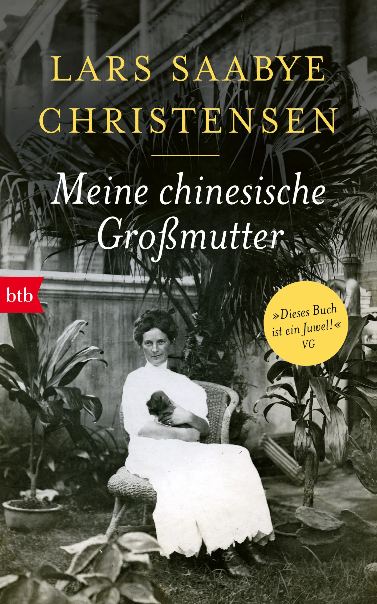 Wie kommt es, dass sich eine junge Kopenhagenerin Anfang des 20. Jahrhunderts allein auf eine lange, beschwerliche und gefährliche Seereise nach Hongkong macht? 