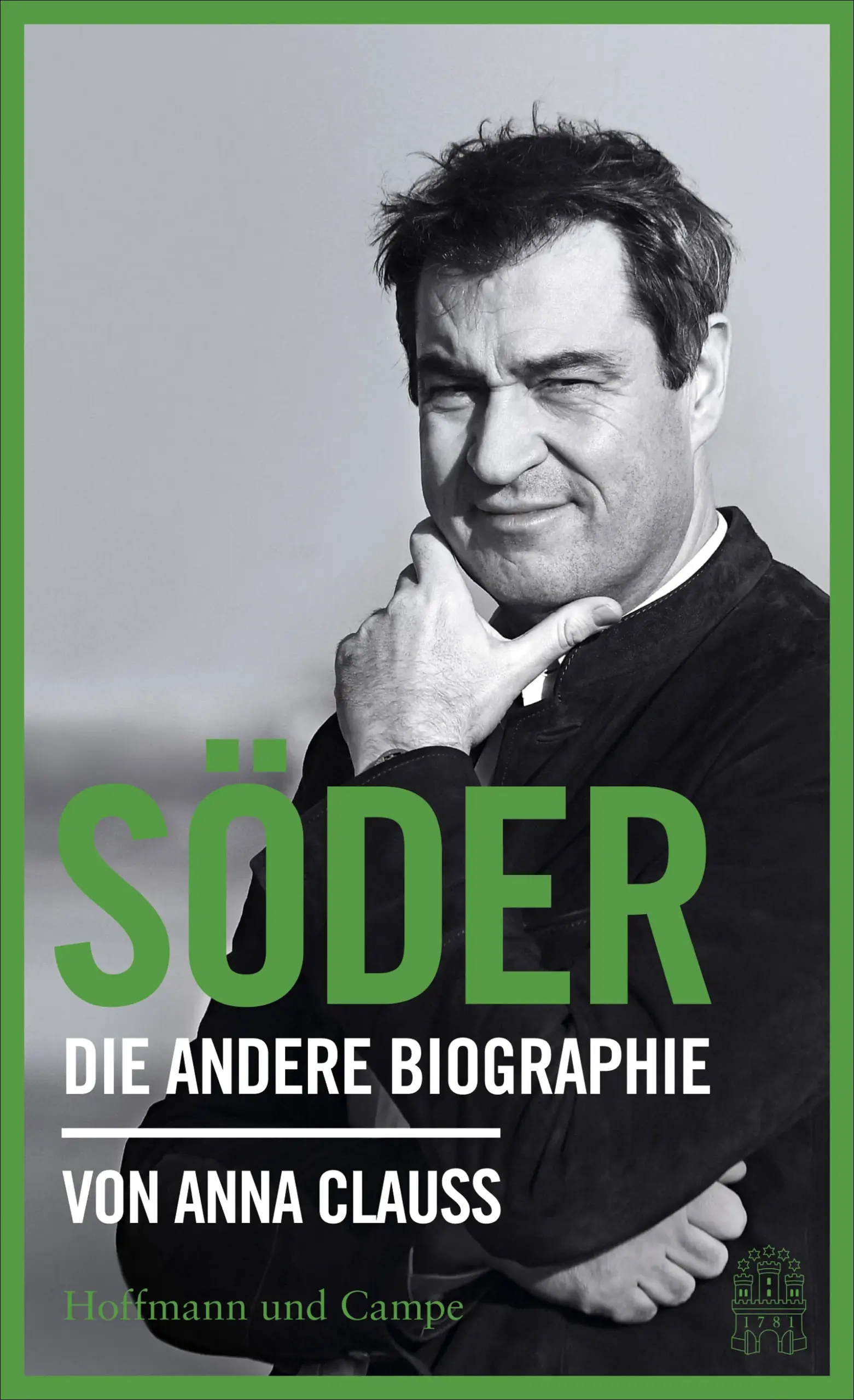 Was wissen wir eigentlich über Markus Söder?Er ist der bekannteste Unbekannte unter den deutschen Spitzenpolitiker*innen: Markus Söder. Diese erhellende und höchst unterhaltsame wie ungewöhnliche Biographie zeigt den Markus Söder, den wir in der Berichterstattung sonst nicht zu sehen bekommen.Die einen finden ihn unmöglich, die anderen genial: Söder polarisiert wie kein anderer Politiker seiner Generation. Spätestens seit Corona ist Söder überall, zugleich weiß man erstaunlich wenig über ihn. Von München bis nach Flensburg steht die Frage im Raum: Wer ist Markus Söder wirklich?Die Spiegel-Journalistin und Feministin Anna Clauß, die Markus Söder seit Jahren eng begleitet, gibt jetzt überraschende Antworten. In ihrem Buch ist Söder live, ungefiltert und ganz nah zu erleben. In ungewöhnlichen Situationen und an besonderen Orten, im Schnelldurchlauf für alle, die wenig Zeit haben, aber endlich wissen wollen: Was für ein Mensch verbirgt sich hinter der Maske mit den weiß-blauen Rauten?