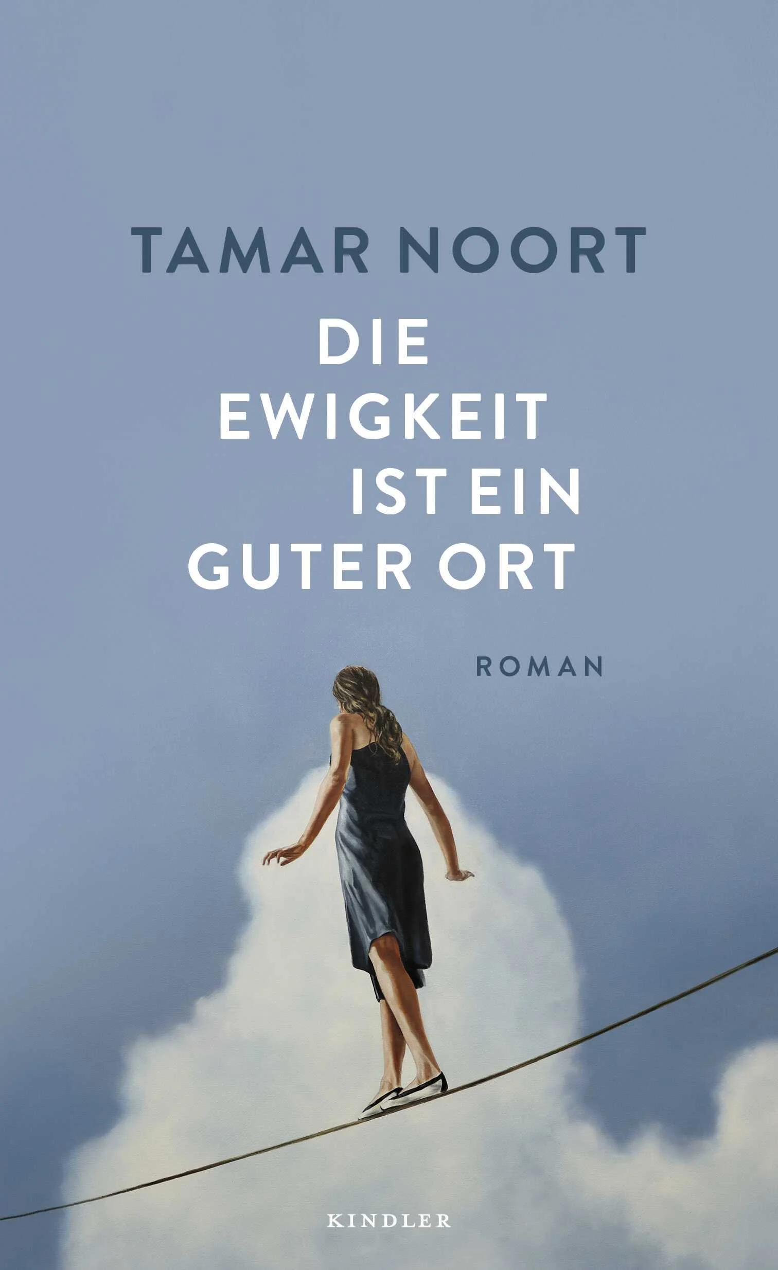 «Ein literarisches Schmuckstück» (Ewald Arenz) - Eine Geschichte über Festhalten und Loslassen, Himmel und Erde und das, was dazwischen istElke ist eine junge Pastorin, die in Köln arbeitet. Als sie eines Tages einer alten Dame am Sterbebett das Vaterunser sprechen soll, kommt ihr kein Wort über die Lippen. Sie hat den Text vergessen, und zwar sämtlicher Gebete. Ist das Gottdemenz?Elke beschließt, in die norddeutsche Provinz zu fahren, an den Ort ihrer Kindheit. Doch auch nach all den Jahren fühlt es sich seltsam an, mit ihren Eltern am Esstisch zu sitzen, wenn der vierte Platz leer bleibt. Elke trifft Eva wieder, die ehemalige Freundin ihres Bruders, der damals zu weit auf den See hinausschwamm. Und während sie am Ufer sitzt und aufs Wasser schaut, ahnt Elke, wo sie beginnen muss, nach den verloren gegangenen Worten zu suchen.Tamar Noort gewann mit diesem Debüt voller Leichtigkeit und Tiefe, wortgewandt und fantasievoll, den Hamburger Literaturpreis.