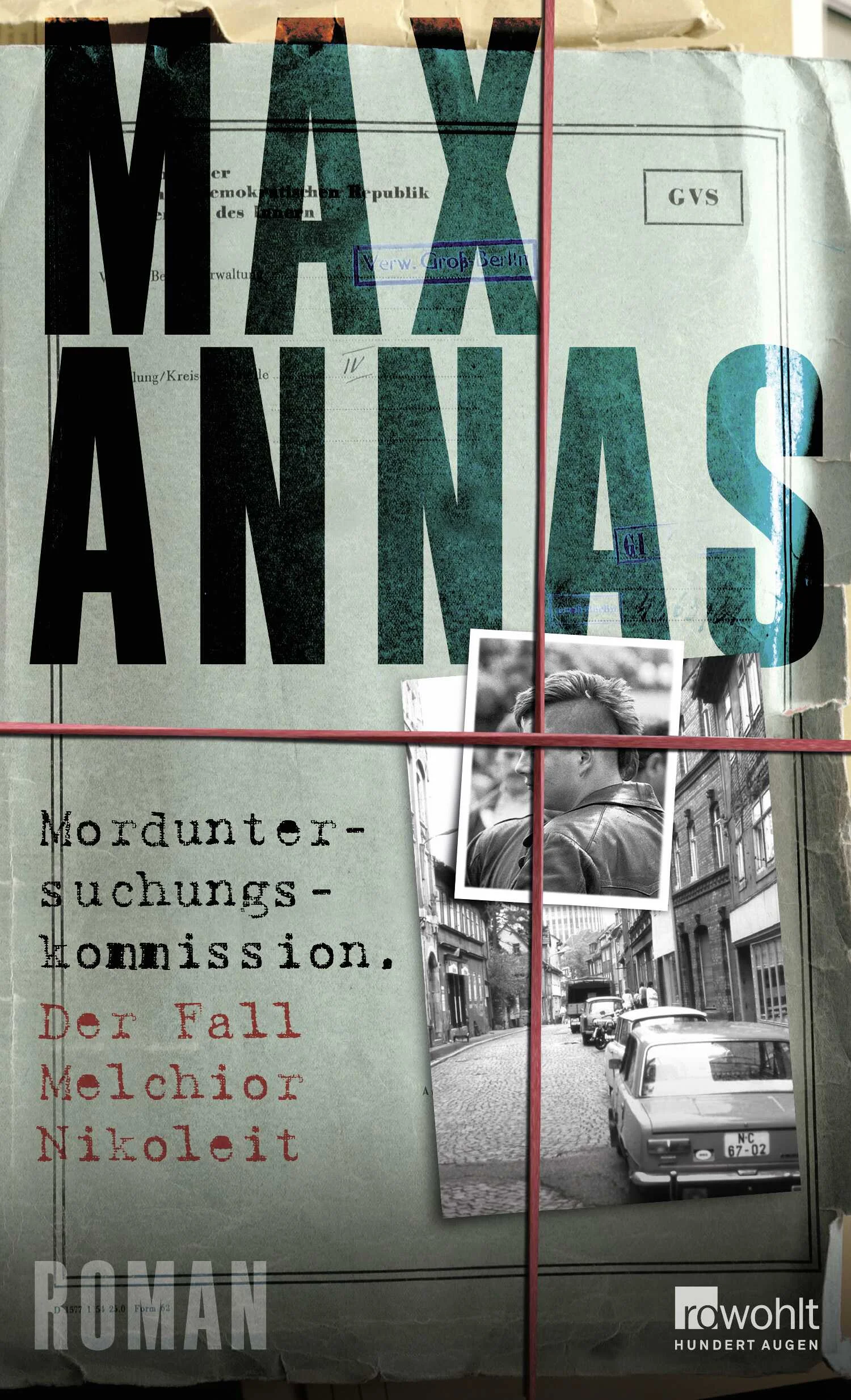 Jena, 1985. Ein junger Mann ist ermordet worden. Ein Punker, so nennen sich diese Gestalten, die vom sozialistischen Staatswesen so schwer auf Linie zu bringen sind. Die Ermittler der Morduntersuchungskommission um Oberleutnant Otto Castorp nehmen schnell den Vater des Opfers ins Visier, einen Antiquitätenhändler mit Westkontakt, der dem Arbeiter- und Bauernstaat feindselig gegenüber steht. Der Ermordete, das weiß Castorp, hatte sich als Informeller Mitarbeiter bei der Staatssicherheit verpflichtet. Zudem scheint der Fall auch mit einer Einbruchsserie in der Stadt zu tun zu haben. Und mit alten Geschichten. Sehr alten, sehr finsteren Geschichten - sie reichen zurück in die Zeit vor 1945.