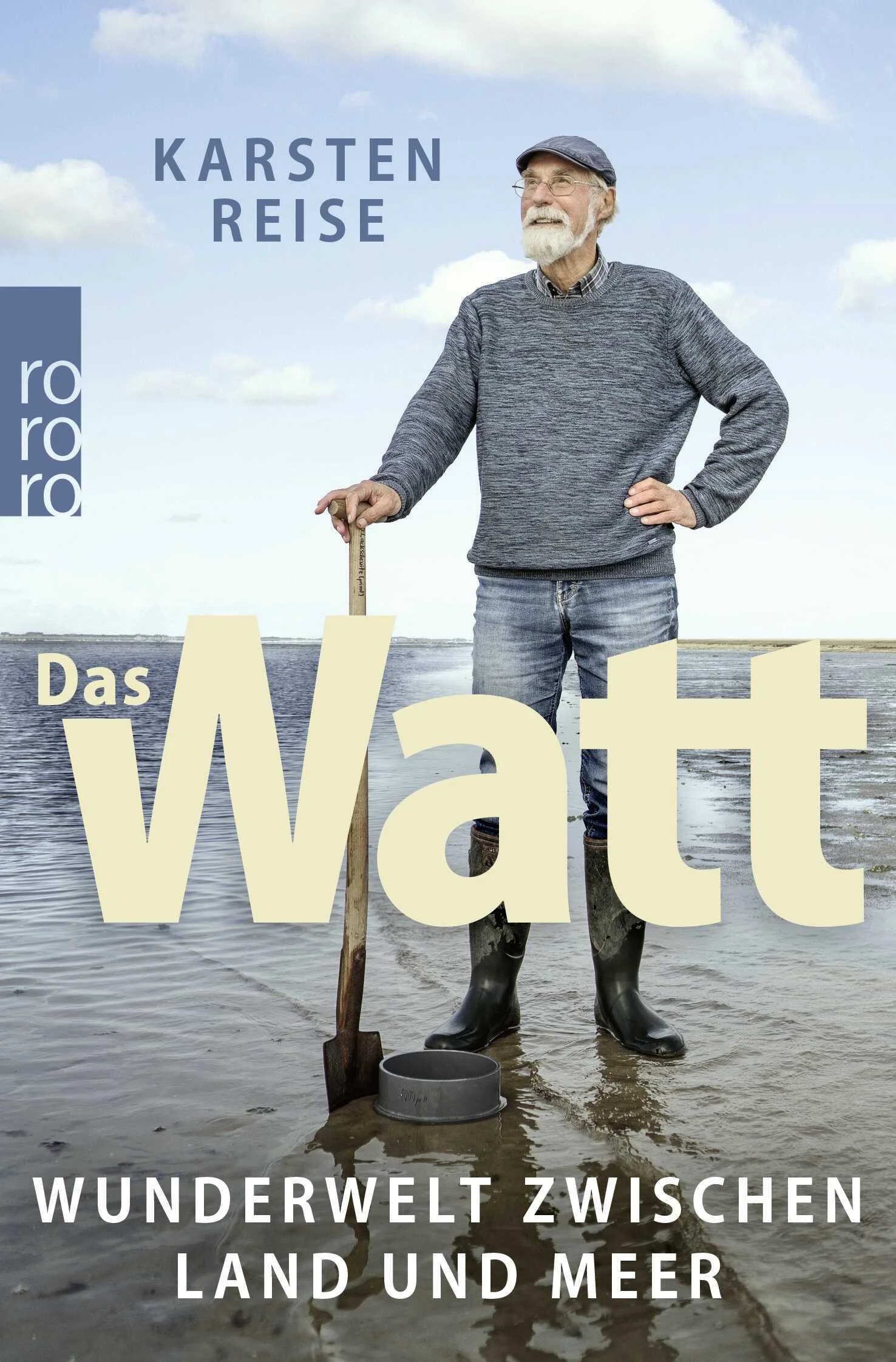 Das Watt - Eine faszinierende Reise in die flüchtige Welt zwischen Land und MeerKaum jemand kennt die einzigartige Naturlandschaft des Wattenmeers besser als der renommierte Meeresbiologe Karsten Reise. In seinem Buch Das Watt nimmt er den Leser mit auf eine spannende Entdeckungsreise in diese faszinierende Welt, die sich zwischen Nordsee und Ostsee erstreckt und bei Ebbe sichtbar wird, nur um bei Flut wieder in den Wellen zu verschwinden.Mit unerschöpflicher Leidenschaft und Neugier erzählt Reise anschaulich und voller Zuneigung zu den Wattbewohnern vom mitunter harten Leben der Weichtiere, von der Arbeitswut des Wattwurms und „systemrelevanten Garnelen