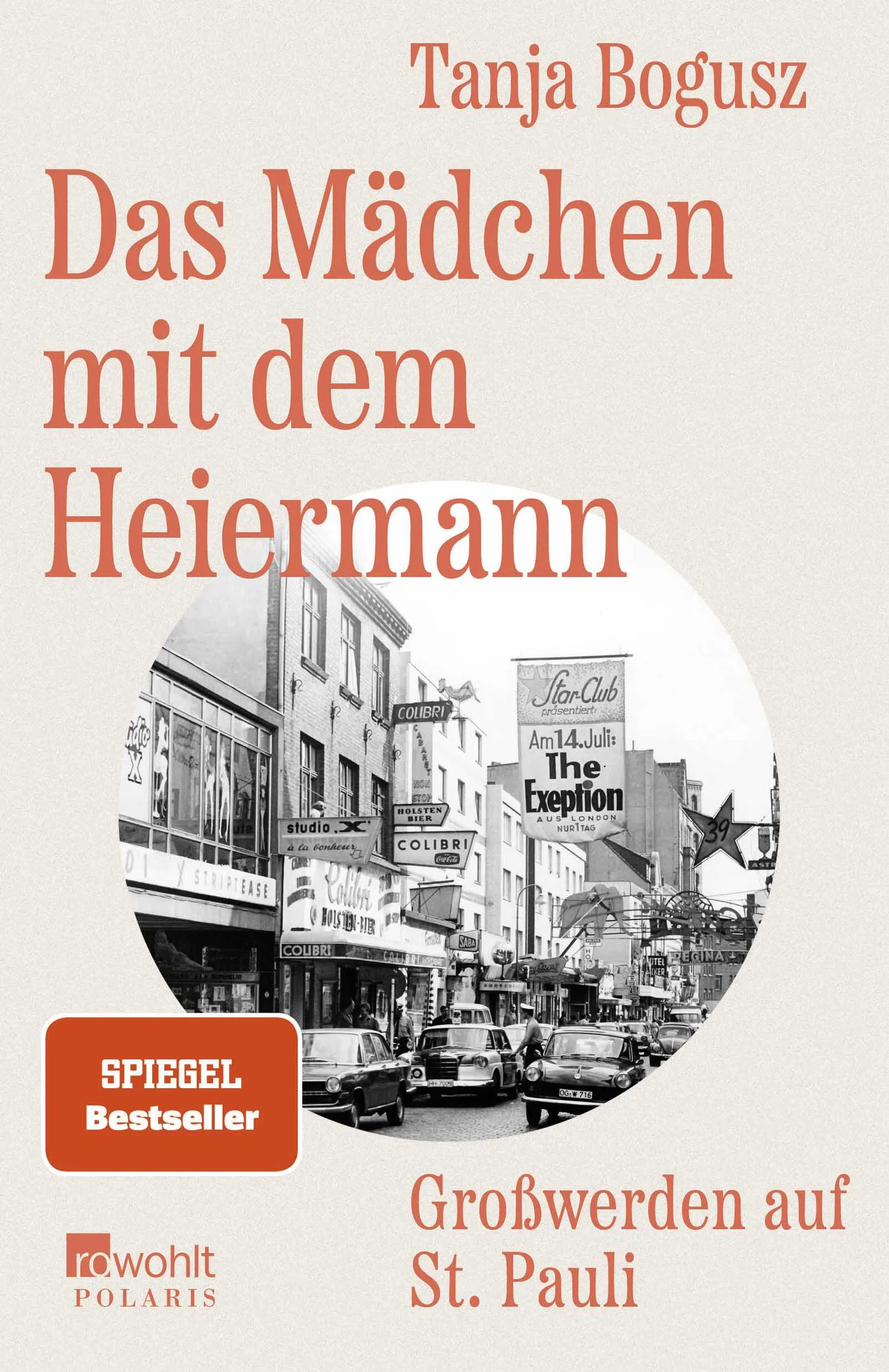 Eine Großmutter, die Damenringkämpferin auf dem Kiez ist. Eine Mutter, die im Hotel Luxor als Barfrau arbeitet. Damit könnte der Weg der kleinen Tanja – des Mädchens mit dem Heiermann – vorgezeichnet sein. Doch ihre Lebensgeschichte bewegt sich jenseits der üblichen St.-Pauli-Klischees. Lebendig, poetisch und mit großer Intensität erzählt Tanja Bogusz vom Aufwachsen auf dem Kiez, von ihrer Oma Klasina und ihrer Mutter Barbara, von Aufstieg und Stigma, Zusammenhalt und Flexibilität, Pragmatismus und unstillbarer Neugier, die sie schließlich in die Wissenschaft führten. Eine inspirierende und anrührende Lektüre!