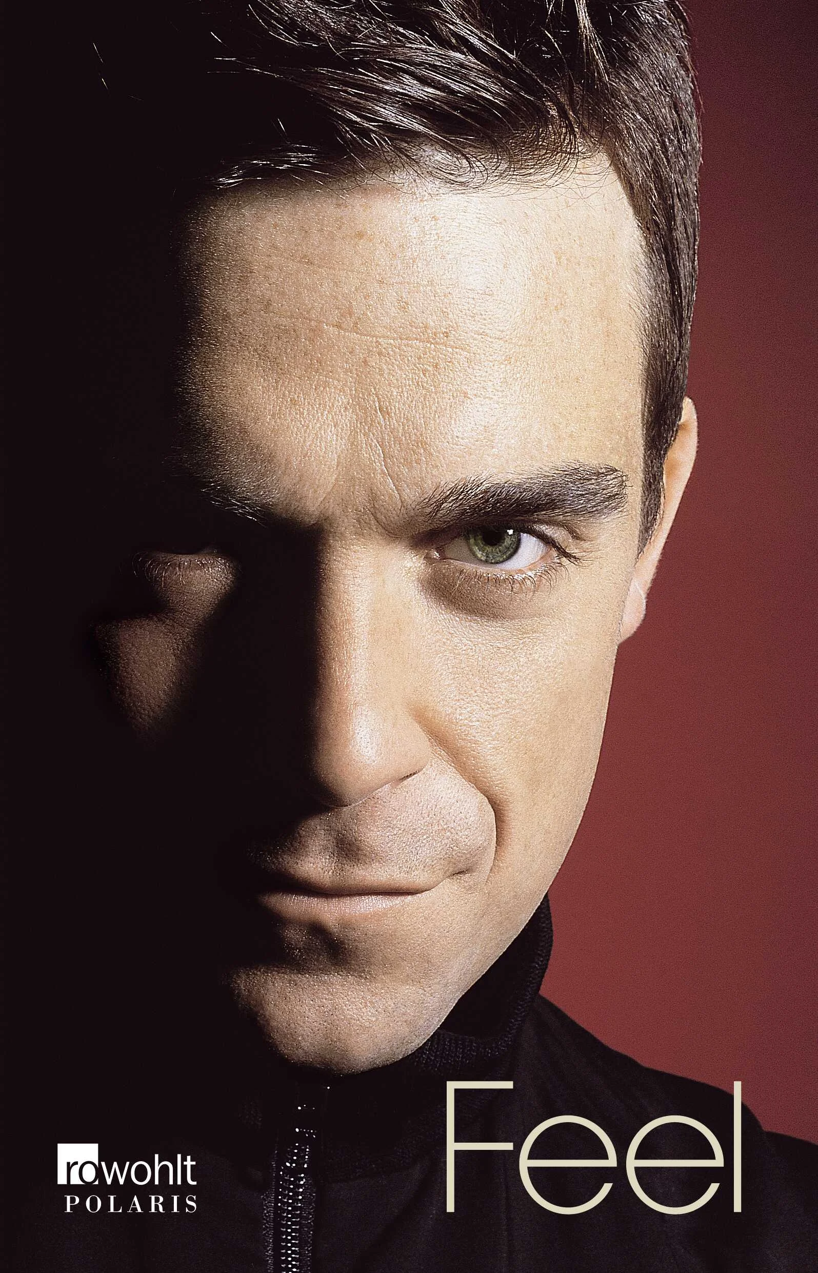 Robbie Williams, einer der größten Stars unserer Zeit, erlebte als Teil von Take That und später als Solokünstler einen Aufstieg, der seinesgleichen sucht. In diesem Buch berichtet er gemeinsam mit dem Musikjournalisten Chris Heath von den frühen Jahren seiner Weltkarriere, einer Zeit, in der Williams zwar auf dem Zenit seiner Karriere stand, aber dennoch gebrochen und einsam schien. Chris Heath begleitete Robbie Williams zwei Jahre lang und beobachtete den Ausnahmekünstler bei der Arbeit, sprach mit ihm über persönliche Vorlieben und berufliche Erfahrungen, über Kollegen und Vorbilder, Freunde und Feinde. Entstanden ist eine einzigartige Nahaufnahme, die den Menschen Robbie Williams in all seinen Facetten zeigt.