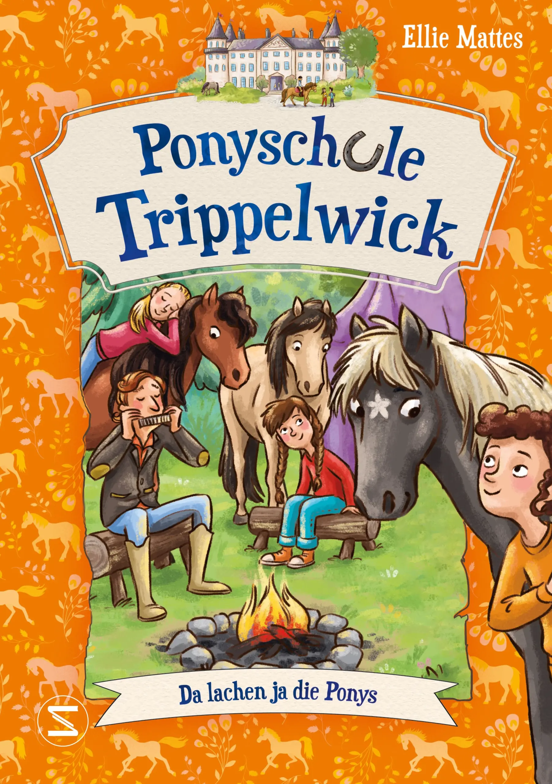 Die Schule für Ponyflüsterer auf KlassenfahrtAnnelie kann ihr Glück kaum fassen: Die Ponyflüsterschüler machen eine Klassenfahrt! Eine ganze Woche werden sie mit ihren Gefährtenponys auf dem Abenteuerhof verbringen. Das wird ponytastisch! Doch auf dem Hof sind noch zwei andere Kinder zu Gast – und die dürfen auf keinen Fall erfahren, dass Annelie und ihre Freunde echte Ponyflüsterer sind. Schließlich ist die Geheimhaltung ihrer Gabe oberstes Ponygesetz. Ob das wohl gut geht?Hier bekommt jedes Pferdemädchen einen magischen Gefährten auf vier Hufen!Besticht durch warmherzigen Charme und den besonderen Humor der Tier-Character! Taschenbuchausgabe im neuen, frischen Look!
