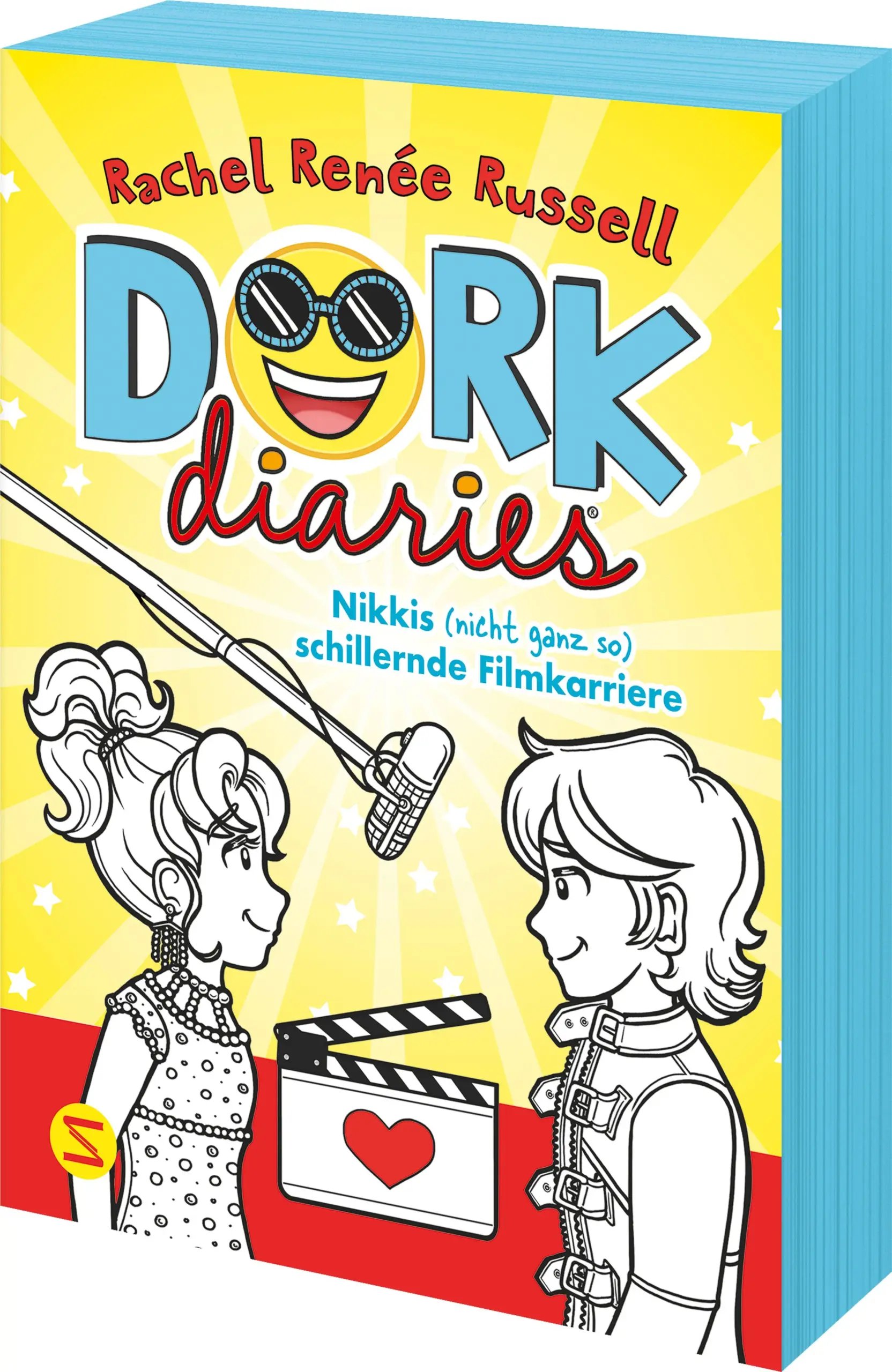 OH MEIN GOTT! Der lokale Fernsehsender plant eine Realityshow über Nikkis Band. Die Neuigkeit beschert Nikki einen Spitzenplatz auf der Beliebtheitsskala ihrer Schule. Nur leider nicht bei ihrem Schwarm Brandon. Oder doch? Oh Mann, Jungs und Schmetterlinge im Bauch können ganz schön kompliziert sein - vor allem als angehender Fernsehstar. Natürlich versucht auch Nikkis BFFI (Beste-Feindin-für-immer) Mackenzie, einen Auftritt in der Show zu ergattern, und dabei ist ihr jedes Mittel recht.Der perfekte Comic-Roman rund um alles, was in der Pubertät schiefgehen kann