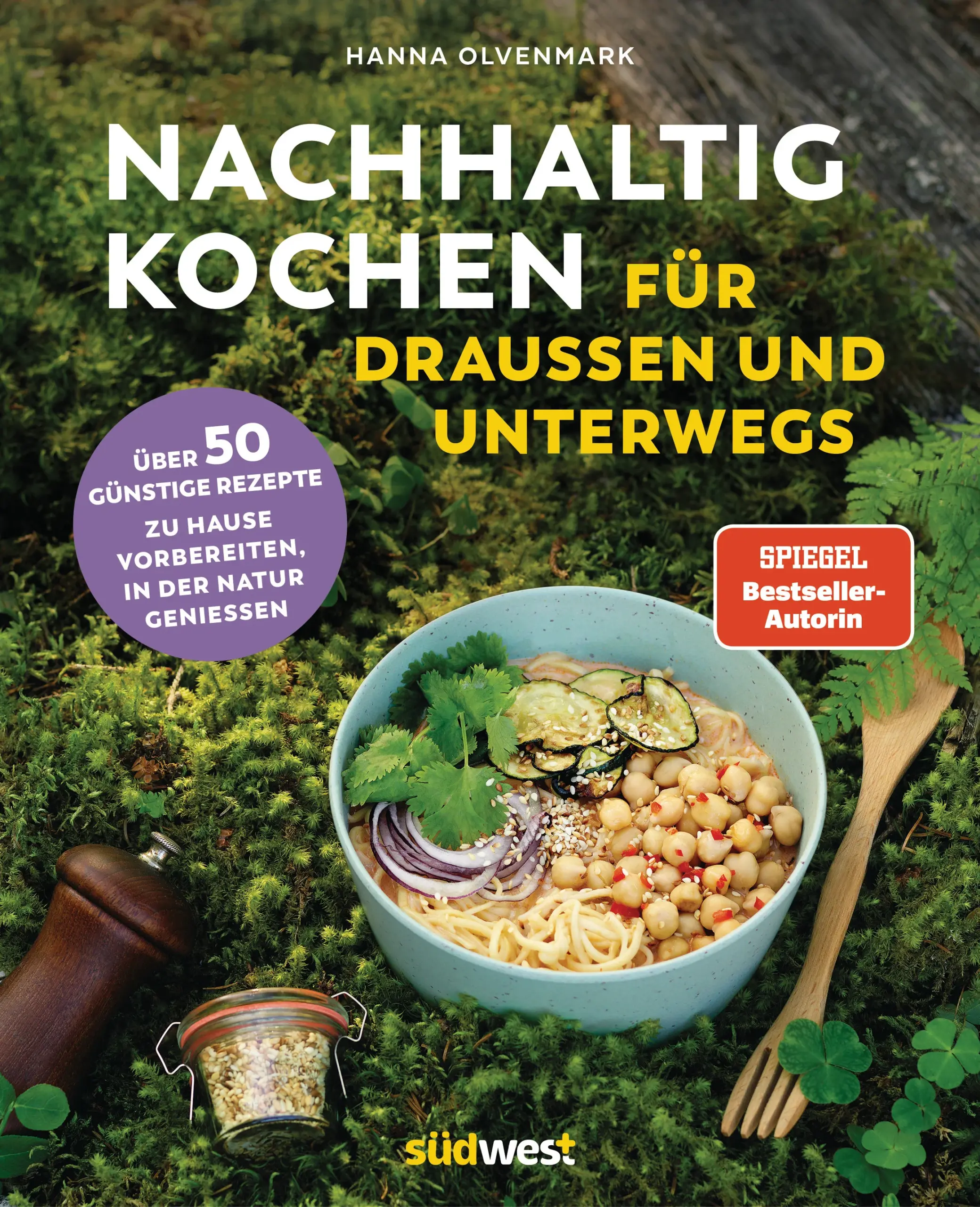 Klimafreundlich und günstig kochen und in der Natur genießenWer an Essen im Freien denkt, denkt wohl als erstes an den Außenbereich im Restaurant, vielleicht auch an ein Straßencafé oder an Grillen im Garten. Doch tolles Essen kann man auch in der Natur genießen! Ob alleine oder mit Freunden, beim Wandern oder für Ausflüge: In ihrem dritten Kochbuch hat die bekannte Spiegel-Bestsellerautorin Hanna Olvenmark über 50 neue preiswerte und klimafreundliche Rezepte entwickelt, die man ganz einfach zuhause vorkochen und in den Rucksack packen oder direkt unterwegs zubereiten kann. So gibt es dieses Mal ein cremiges rotes Curry, knusprige Quesadillas, Nudelsalat mit Paprikapesto, Eintöpfe und herzhafte Crêpes. Und zum Nachtisch? Natürlich Eis - und zwar in der Thermoskanne! Wie immer sind alle Mahlzeiten natürlich klimaberechnet und kostengünstig. (PS: Natürlich eignen sich alle Rezepte auch ideal zum Mitnehmen in die Schule, die Uni oder die Arbeit!)Über 50 neue, günstige und nachhaltige Rezepte der Bestsellerautorin Hanna OlvenmarkZuhause vorbereiten, draußen genießen - ideal für Ausflüge, für Picknicks mit Freunden oder Familie Mit abwechslungsreichen Tipps für Unternehmungen zu jeder Jahreszeit + praktischen Packlisten