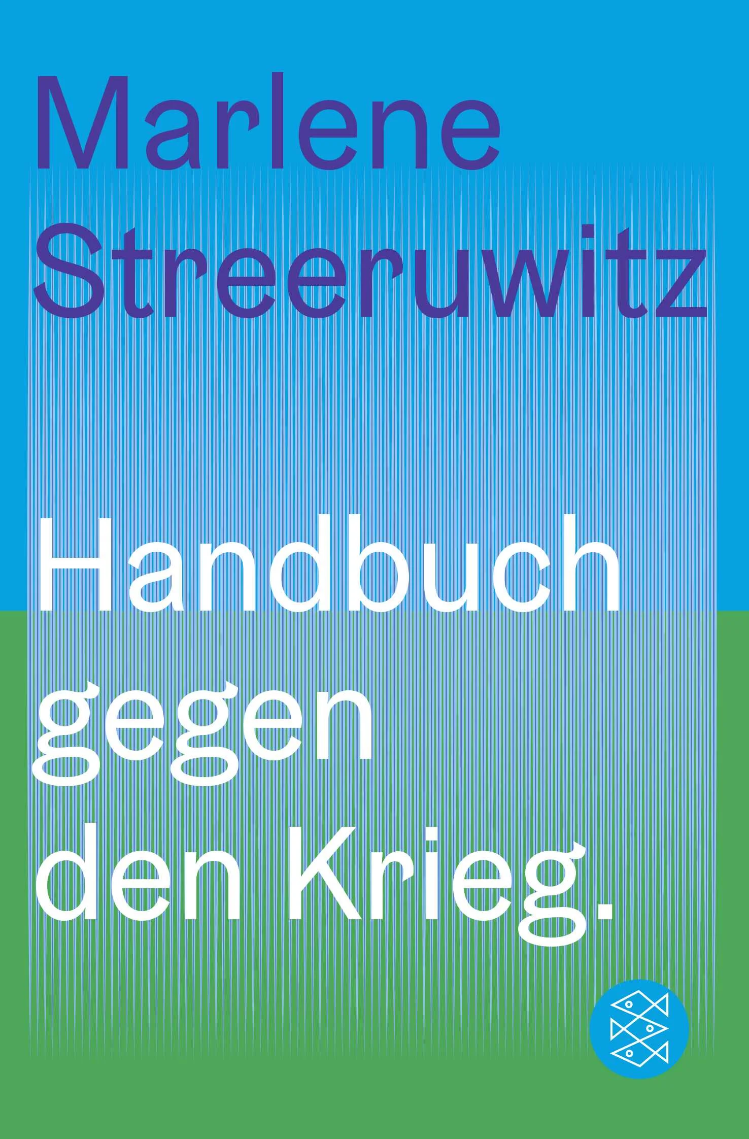 Im Frühjahr 2022, kurz nach Kriegsbeginn in der Ukraine, veröffentlichte Marlene Streeruwitz ihr »Handbuch gegen den Krieg.« und löste eine breite Diskussion aus. Weil es immer Krieg gibt, schreibt sie, wissen wir nichts über Frieden. Warum werden Menschen ermordet und Städte zerstört?Krieg ist das Gegenteil von Leben und Demokratie. Marlene Streeruwitz entwickelt in ihrem Handbuch Denkansätze, die das Lebensrecht des Menschen in Zentrum stellen.Wie auch in ihren Romanen misst Marlene Streeruwitz das düstere Feld zwischen Patriarchat und Psychose, Vergangenheit und Gegenwart, zwischen Krieg und Frieden in erhellender Weise aus. 