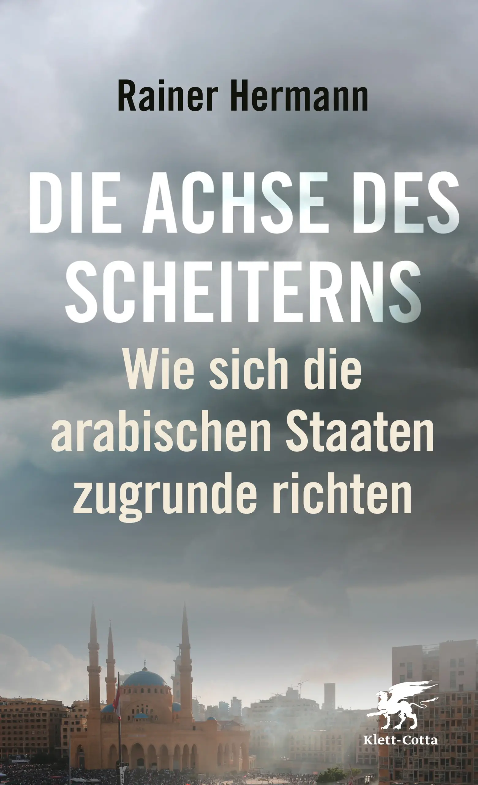 Der Nahe Osten vor dem KollapsSouverän und eindringlich schildert und analysiert Rainer Hermann die bedrohliche, aktuelle Lage der Staaten im Nahen Osten und Afrika und zeigt die Auswirkungen einer drohenden Implosion der arabischen Welt für Deutschland und Europa: die große Herausforderung der Zukunft. Lange gingen uns die Kriege vor unserer Haustür nichts an. Denn die Regime des Nahen Ostens waren stabil, und ihre Konflikte trugen sie untereinander aus. Mit der Flüchtlingskrise des Jahres 2015 hatten die Kriege nun unsere Türschwelle erreicht. Hellsichtig und warnend schildert Rainer Hermann, wie der Region jenseits des Mittelmeers eine verheerende Implosion droht – mit verheerenden Folgen für Deutschland und Europa. Mehrere Staaten sind bereits gescheitert, andere stehen unmittelbar davor. Für eine grundlegende Reform fehlt den Eliten aber die Einsicht. Wir alle müssen – so der eindringliche Appell – uns endlich auf diesen Prozess einstellen. Denn ein Scheitern bedeutet auch, dass Menschen keine Zukunftsperspektive mehr haben und wieder vermehrt nach Europa flüchten. Daher müssen auch Deutschland und die EU abwägen, ob sie mit dem Argument einer Scheinstabilität weiterhin die Diktatoren und autokratischen Systeme unterstützen oder ob sie auf der Seite der Würde des Menschen stehen und einen Wandel befürworten. Davon werden die arabischstämmigen Deutschen und die Araber hierzulande ihre Haltung gegenüber der Bundesrepublik Deutschland abhängig machen. Ein hochaktuelles Buch, das zeigt, wie das Mittelmeer zur Schicksalsgrenze unseres Kontinents wird.  