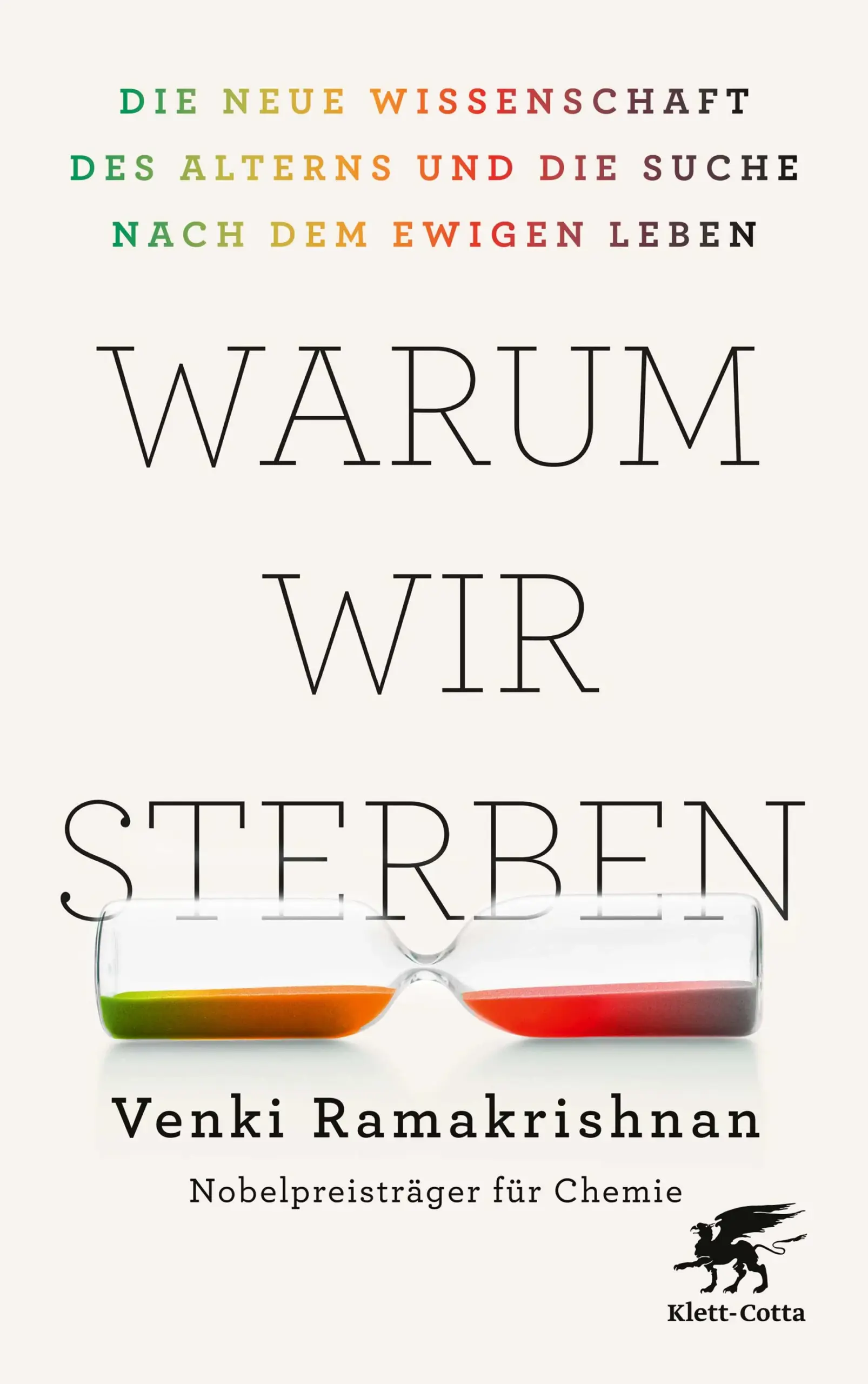 Werden wir bald für immer leben?Wir erleben eine Revolution in der Biologie: Unsterblichkeit, einst eine schwache Hoffnung, war noch nie so greifbar für uns. Der Nobelpreisträger für Chemie Venki Ramakrishnan berichtet über die jüngsten Durchbrüche in der wissenschaftlichen Forschung und verändert für immer unser Verständnis über das Altern, das Sterben und den Tod.Das Wissen um den Tod ist erschreckend –  so sehr, dass wir die meiste Zeit unseres Lebens damit verbringen, den Gedanken daran zu verdrängen. Unsere Angst vor dem Sterben hat Religionen hervorgebracht, die Philosophie geprägt und die Wissenschaft vorangetrieben. Mittlerweile hat die Forschung viele neue Erkenntnisse über unser bisher unvermeidliches Ende gewonnen und weiß um die unglaubliche Möglichkeit, dass unser Tod irgendwann nicht mehr oder sehr viel später in unserem Leben eintreten könnte. Venki Ramakrishnan erzählt fesselnd von diesen Einsichten und erklärt, was der Tod ist und wie er aus langwierigen evolutionären Prozessen hervorging. Schließlich legt er dar, inwiefern sich unsere Biologie so anpassen könnte, dass Unsterblichkeit möglich ist – und stellt die gewichtige Frage, ob der Preis der Unsterblichkeit nicht zu hoch ist. Eine spannende Reise durch die Biologie des Todes.»Absolut faszinierend. Venki Ramakrishnans Fähigkeit, die anspruchsvollsten Themen klar und fesselnd darzustellen, erfüllt mich mit Ehrfurcht.« Bill Bryson»Eine unglaubliche Reise.« Siddhartha Mukherjee»Dieses fesselnde und aufschlussreiche Buch richtet sich an alle von uns, die sich fragen, ob Alter und Sterblichkeit die nächsten Grenzen sind, die die menschliche Wissenschaft überschreiten muss. Ist der erste Mensch, der zweihundert Jahre alt werden soll, bereits geboren? Können wir unsere Lebenserwartung wirklich immer weiter verlängern, bis … bis wann? Unsterblichkeit? ›Warum wir sterben‹ nimmt uns mit auf eine spannende Reise durch die Wissenschaft des Alterns. Treffen Sie unterwegs Nacktmulle, Wattwürmer, aufkeimende Hefepilze und gruselige menschliche Scharlatane. Venki Ramakrishnan hat eine außergewöhnliche Gabe, Wissenschaft mit Klarheit, Witz und beneidenswert unterhaltsamem Erzählstil zu erklären.« Stephen Fry