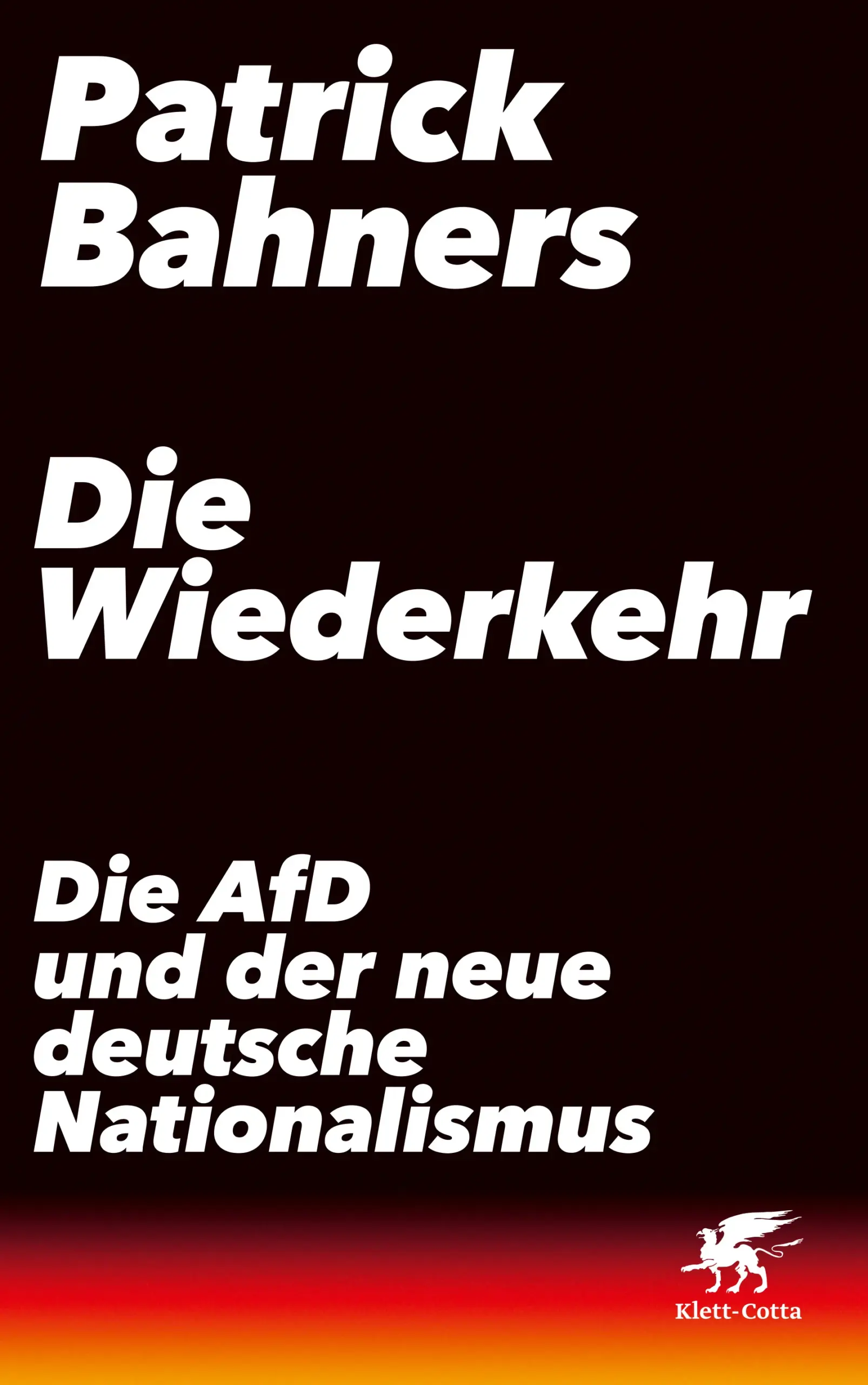 Zehn Jahre AfD – aber unser Problem mit dem Nationalismus geht weit darüber hinaus.Scharfsinnig, klug und historisch argumentierend zeigt Patrick Bahners, dass die Neue Rechte einen festen Platz in unseren politischen Institutionen behaupten wird. Eine so tiefgreifende wie auch erzählerisch mitreißende Analyse, die aufzeigt, wie ein neuer und allgegenwärtiger Nationalismus unsere Republik und demokratische Kultur nachhaltig verändern wird.Spätetestens seit zehn Jahren und mit der Gründung der AfD ist der Nationalismus wieder da. Im Zusammenspiel mit populistischer Protestkultur und den Legitimationsproblemen demokratischen Regierens ist er auch in Deutschland zurückgekehrt, nachdem seine nach der Wiedervereinigung prophezeite Renaissance ausgeblieben war. Mit seinen kuriosen Protagonisten und grotesken Eklats konnte sich der neue Nationalismus eine permant erregte Öffentlichkeit zu nutze machen und zeigt sich so bei weitem nicht mehr nur in den Reihen der AfD, sondern bei allen Parteien. Patrick Bahners schildert unterhaltsam und in ungesehener Präzision, wie sich das politische Leben verändert hat und verändern wird, wenn sich der Protest von rechts im System weiter etabliert. Der Nationalismus ist in seiner neuen Erscheinung paradoxerweise zu einer regierungs- und staatsfeindlichen Auffangideologie geworden und er wird bleiben – ob wir wollen oder nicht.