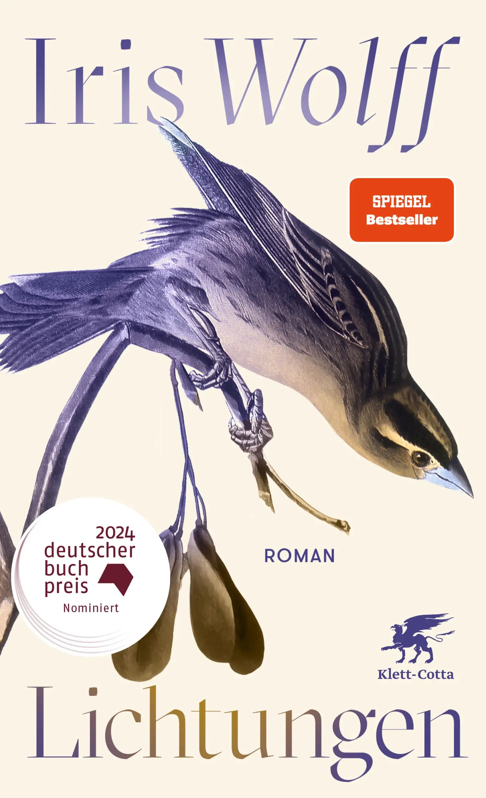 Shortlist Deutscher Buchpreis 2024Ausgezeichnet mit dem Uwe-Johnson-Preis»Du hättest zurücksehen müssen, dachte er, allein um zu wissen, ob sie sich nach dir umgewandt hat.«Zwischen Lev und Kato besteht seit ihren Kindertagen eine besondere Verbindung. Doch die Öffnung der europäischen Grenzen weitet ihre Lebensentwürfe und verändert ihre Beziehung für immer. Voller Schönheit und Hingabe erzählt Iris Wolff in ihrem großen neuen Roman von zeitloser Freundschaft und davon, was es braucht, um sich von den Prägungen der eigenen Herkunft zu lösen. Als der elfjährige Lev über Wochen ans Bett gefesselt ist, wird ausgerechnet die gescheite, aber von allen gemiedene Kato zu ihm ans Krankenbett geschickt, um ihm die Hausaufgaben zu bringen. Zwischen dem ungleichen Paar entsteht eine unverbrüchliche Verbindung, die Lev aus seiner Versteinerung löst und den beiden Heranwachsenden im kommunistischen Vielvölkerstaat Rumänien einen Halt bietet. Ein halbes Leben später läuft Lev noch immer die Pfade ihrer Kindheit ab, während Kato schon vor Jahren in den Westen aufgebrochen ist. Geblieben sind Lev nur ihre gezeichneten Postkarten aus ganz Europa. Bis ihn eines Tages eine Karte aus Zürich erreicht, darauf nur ein einziger Satz: »Wann kommst du?« Kunstvoll und poetisch verwandelt Iris Wolff jenen Moment in Sprache, wenn ein Leben ans andere rührt, und zeichnet in ihrem großen europäischen Roman das Porträt einer berührenden Freundschaft, die sich als Reise in die Vergangenheit offenbart und deren Leuchten noch lange nachklingt.