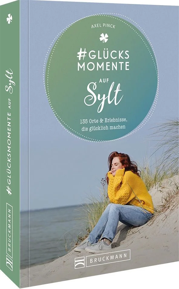 Das Glück ist flüchtig, daher packen Sie die Gelegenheit beim Schopf und reisen Sie ihm hinterher. Im Buch »#Glücksmomente auf Sylt« lernen Sie die Insel aus einer neuen Perspektive kennen. Axel Pinck nimmt Sie mit auf eine Reise und zeigt, welche Gerüche, Köstlichkeiten und Menschen Sylt einzigartig machen. Finden Sie Ihre ganz persönlichen Glücksmomente an idyllischen Orten bei außergewöhnlichen Aktivitäten und besonderen Erlebnissen.