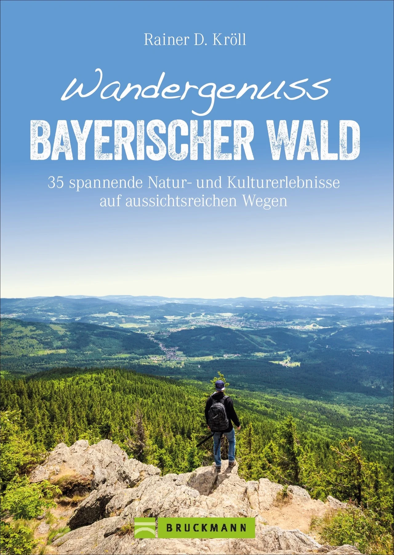 Endlose Wälder, glitzernde Bergseen, sanfte Kuppen, nette Städtchen und beschauliche Dörfer – der Bayerische Wald ist eine herrliche Genussregion. Genießen Sie die wunderschöne, unberührte Natur und lassen Sie sich von der Kultur und Gastronomie mit ihren Schmankerln verwöhnen. Dieser Wanderführer nimmt Sie mit auf 35 Touren zu klassischen Panoramabergen wie Osser und Lusen, verrät aber auch den ein oder anderen Geheimtipp. Was für ein Genuss!