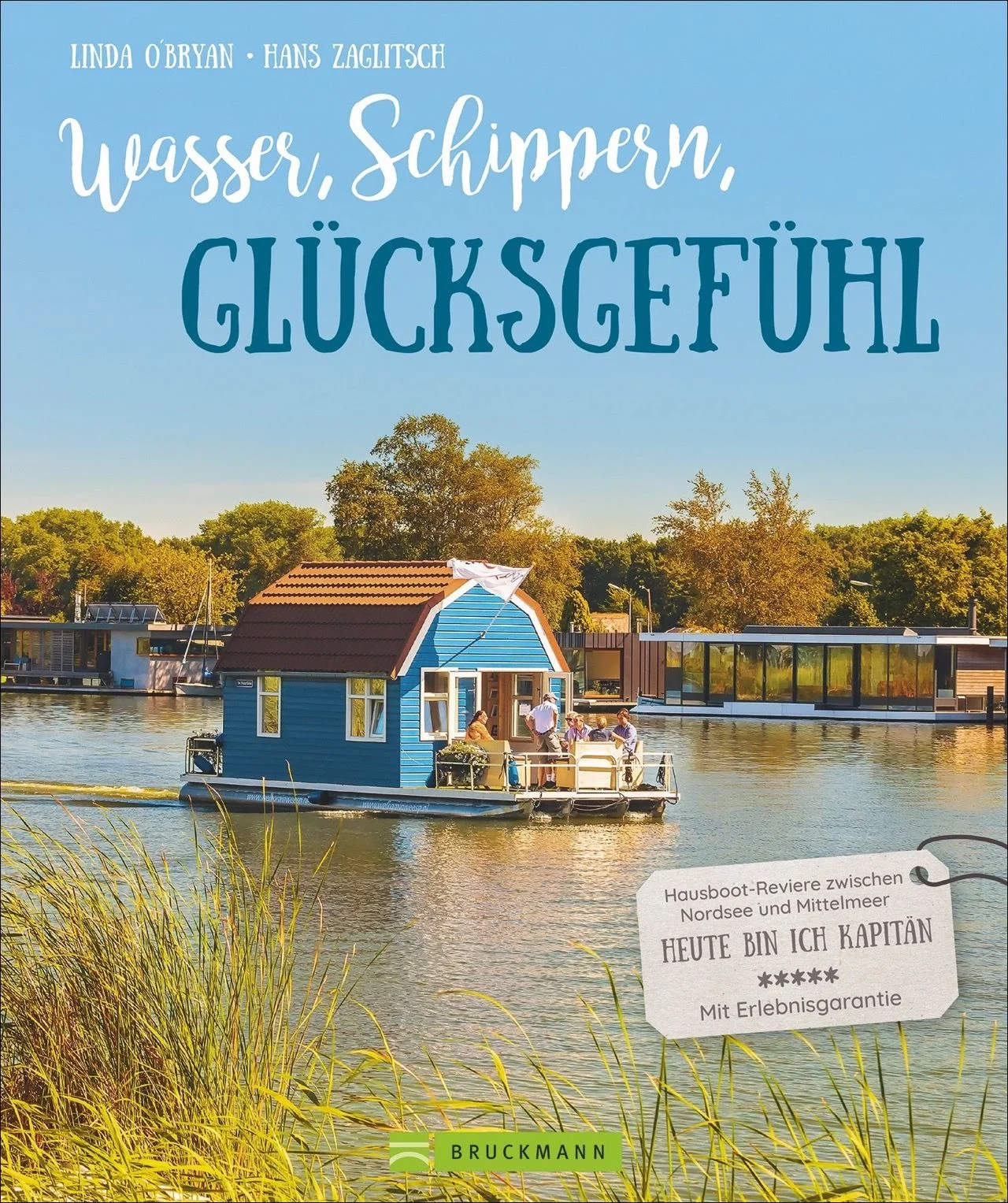 Wollten Sie schon immer mal ihr eigener Kapitän sein? Mit einem Hausboot können Sie diesen Traum verwirklichen – z.B. auf der Müritz, dem Noord-Holland-Kanal oder dem Canal du Midi. In diesem Buch finden Sie 24 Touren in den schönsten Revieren Europas, die Lust machen auf das Thema Hausboot-Urlaub und gerade für Einsteiger ohne Bootsführerschein gut geeignet sind. Finden Sie hier Ihre Tour für den nächsten Urlaub auf dem Wasser – mit der Familie oder Freunden.