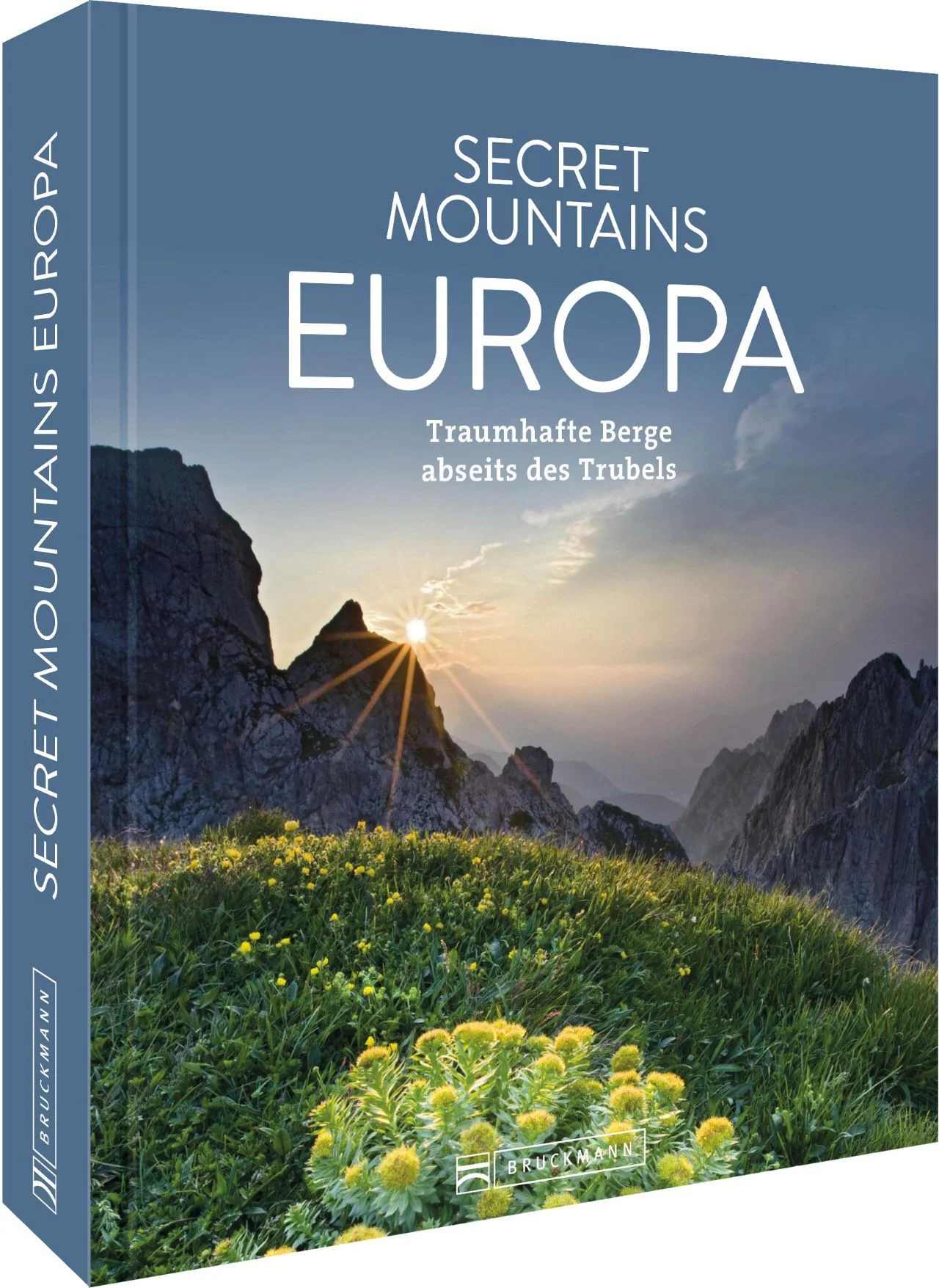 Berghighlights abseits des Trubels – Wanderlust EuropaWilde, unberührte Berge erleben und erholsame Ruhe genießen, das geht nur in abgelegenen Weltregionen? Nicht ganz! Denn auch hier in Europa gibt es sie noch, die Secret Mountains und Hidden Places. Ob der Durmitor in Montenegro, Supramonte auf Sardinien oder Cami de Ronda in Spanien. Dieser Reisebildband führt Sie zu unbekannten Gipfeln, die noch nicht jeder kennt und verrät Geheimtipps für einmalige Bergerlebnisse, die Ihren nächsten Urlaub in Europa unvergesslich machen. Aber psst, nicht weitersagen! Tolle Bilder gepaart mit informativen Texten Wandern Europa: Die besten Wandertipps zu jedem Gipfel Mit Übernachtungs- und Erlebnistipps rund um den Berg