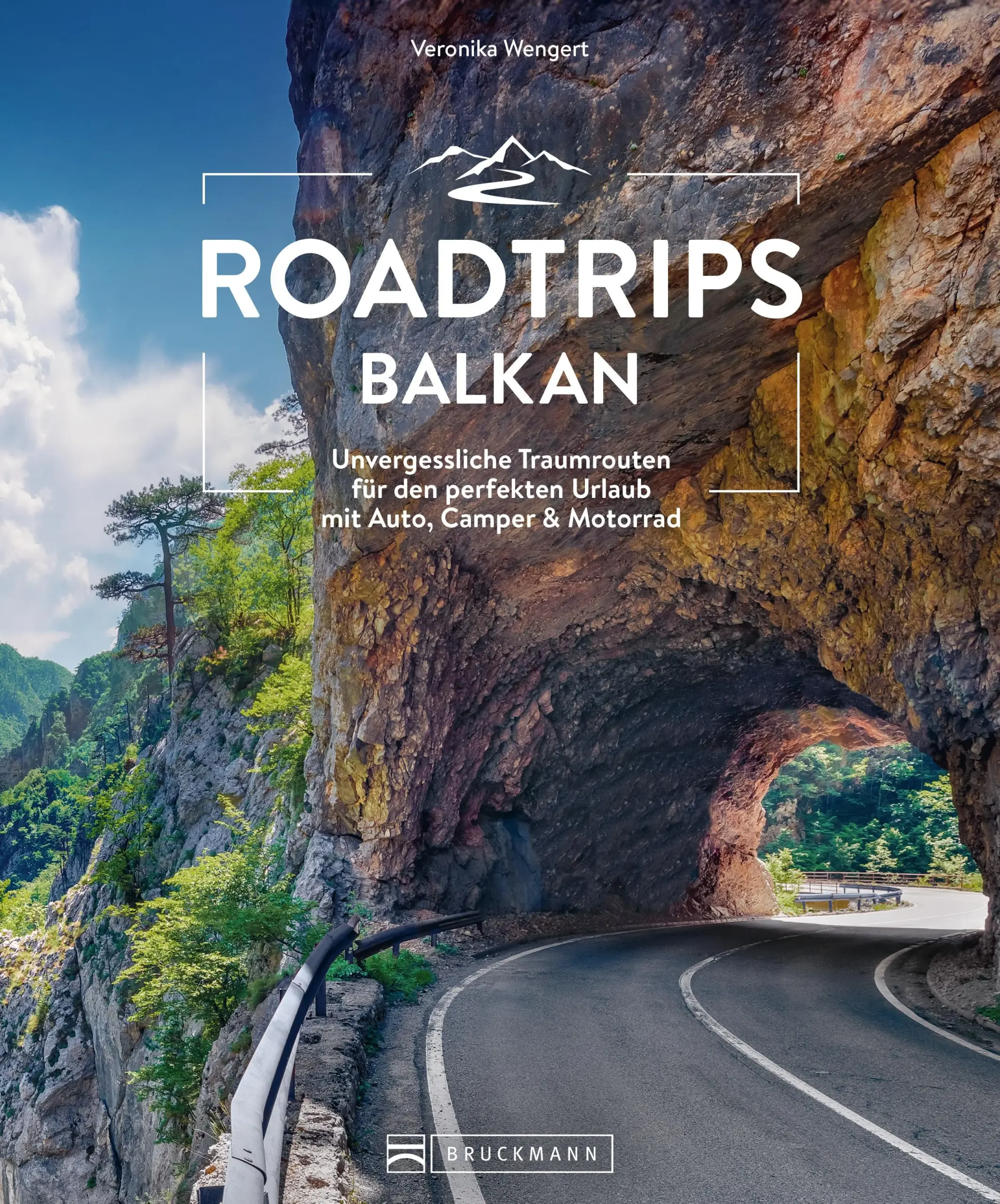 Einmal quer durch die Balkan-LänderAlbanien, Bosnien und Herzegowina, Bulgarien, Kosovo, Kroatien, Montenegro, Nordmazedonien, Serbien und SlowenienKommen Sie mit auf eine Reise durch die Balkan-Halbinsel. Unglaubliche Landschaften, herzliche Gastfreundschaft und kulinarische Erlebnisse – hinter jeder Kurve wartet ein anderes Highlight. 11 verschiedene Routen präsentieren Ihnen Bergwelten und urige Dörfer, entspannte Küstenorte, mächtige Burgen, aufregende Naturwelten. Roadtrips Europa: Auf ausgewählten Reiserouten den Balkan entdecken Mit Übernachtungstipps für Autofahrer und Camper Die Natur, Kultur & Geschichte des Balkan »erfahren«