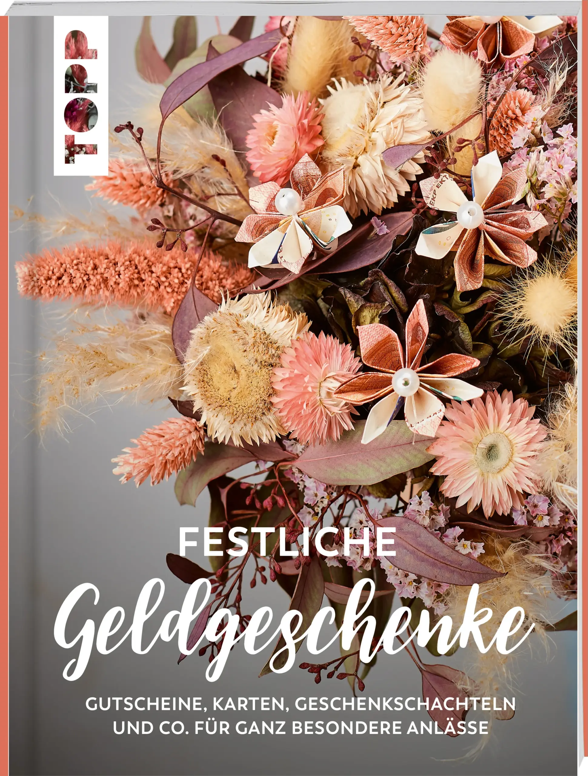 Ob Gutschein, Geschenkschachtel oder filigranes Origami-Kunstwerk – diese Geldgeschenke sind alles andere als 0815!Dieses Buch versammelt zahlreiche Kreativideen, mit denen Sie Ihr Geldgeschenk zu etwas ganz Besonderem machen, ob zu Hochzeit, Geburtstag, Geburt oder als Zuschuss für eine Reise oder eine neue Anschaffung. Dank ausführlicher Anleitungen und Vorlagen gestalten Sie im Handumdrehen außergewöhnliche Geschenke für die besonderen Tage im Leben Ihrer Liebsten.Inklusive Fan-Edition: geniale Designs mit Bezug zu Filmen und Serien, die das (Fan-)Herz höherschlagen lassen!