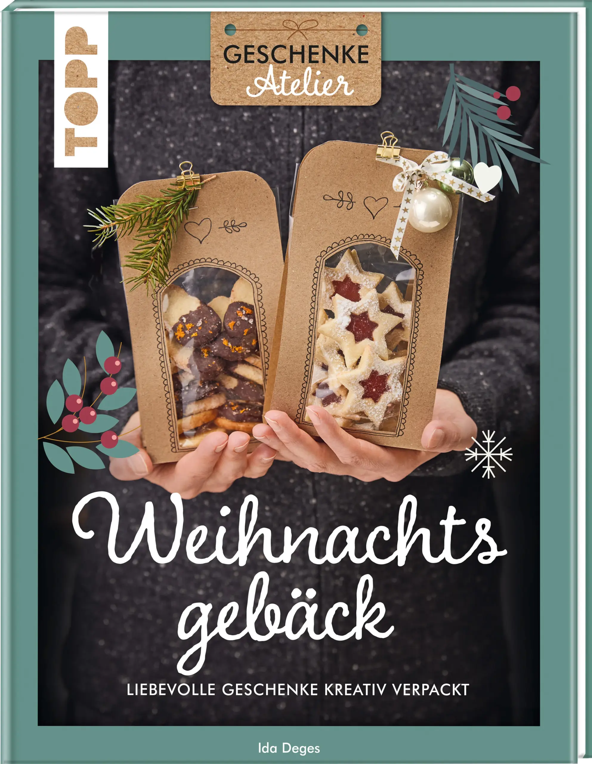 Mit Liebe gemacht: Weihnachtsleckereien aus der Küche in zauberhafter VerpackungDie Advents- und Weihnachtszeit steht vor der Tür und damit auch die Hektik in den Geschäften, der Stress der Weihnachtsvorbereitungen und die Suche nach dem passenden Geschenk für alle unsere Liebsten. Und es ist gar nicht mal so leicht für alle das perfekte Geschenk zu finden! Wenn Du auf der Suche nach liebevollen Geschenkinspirationen oder zauberhaften Verpackungsideen bist, ist dieses Buch genau das richtige für Dich, denn was könnte mehr Freude bereiten, als ein selbstgemachtes Geschenk, das von Herzen kommt. Ob Weihnachtsklassiker wie Plätzchen, Lebkuchen und Stollen oder winterliches Gebäck wie Rentier-Donuts oder Bratapfel Tarts – in diesem Buch findest Du für jeden Geschmack das passende Rezept. Die köstlichen Rezepten laden zum Vernaschen ein und machen garantiert glücklich. Dank detaillierter Zutatenliste, Schritt-für-Schritt-Anleitungen und Tipps gelingt das Nachbacken garantiert. Damit Deine selbstgemachten Köstlichkeiten nicht nur unglaublich lecker schmecken, sondern auch noch beim Verschenken ein echter Hingucker sind, findest Du neben den Rezepten zahlreiche Ideen und Anleitungen zum Verpacken. Von hübschen Gläsern und Dosen bis hin zu originellen Geschenkschachteln und -tüten zeigen wir Dir, wie Du Dein Weihnachtsgebäck stilvoll präsentieren kannst. Die beigefügten Etiketten verleihen dem Geschenk den letzten Schliff. Ob Mitbringsel zum Weihnachtsessen, Wichtelgeschenk, kleine Aufmerksamkeit oder für den Plätzchenteller zuhause, dieses Buch ist der ideale Begleiter für die festliche Jahreszeit. Lass Dich von den köstlichen Rezepten und kreativen Verpackungsideen inspirieren und bereite Deinen Liebsten eine Freude!Das erwartet Dich: rund 30 leckere Weihnachtsrezepte Verpackungsinspirationen mit Schritt-für-Schritt-Anleitung und Vorlagen praktischer Geschenkeplanerliebevoll gestaltete Etiketten zum Verzieren der GeschenkeWeitere Bände der Reihe „Geschenkeatelier“: Herzhaftes aus der KücheDas Etikettenbuch