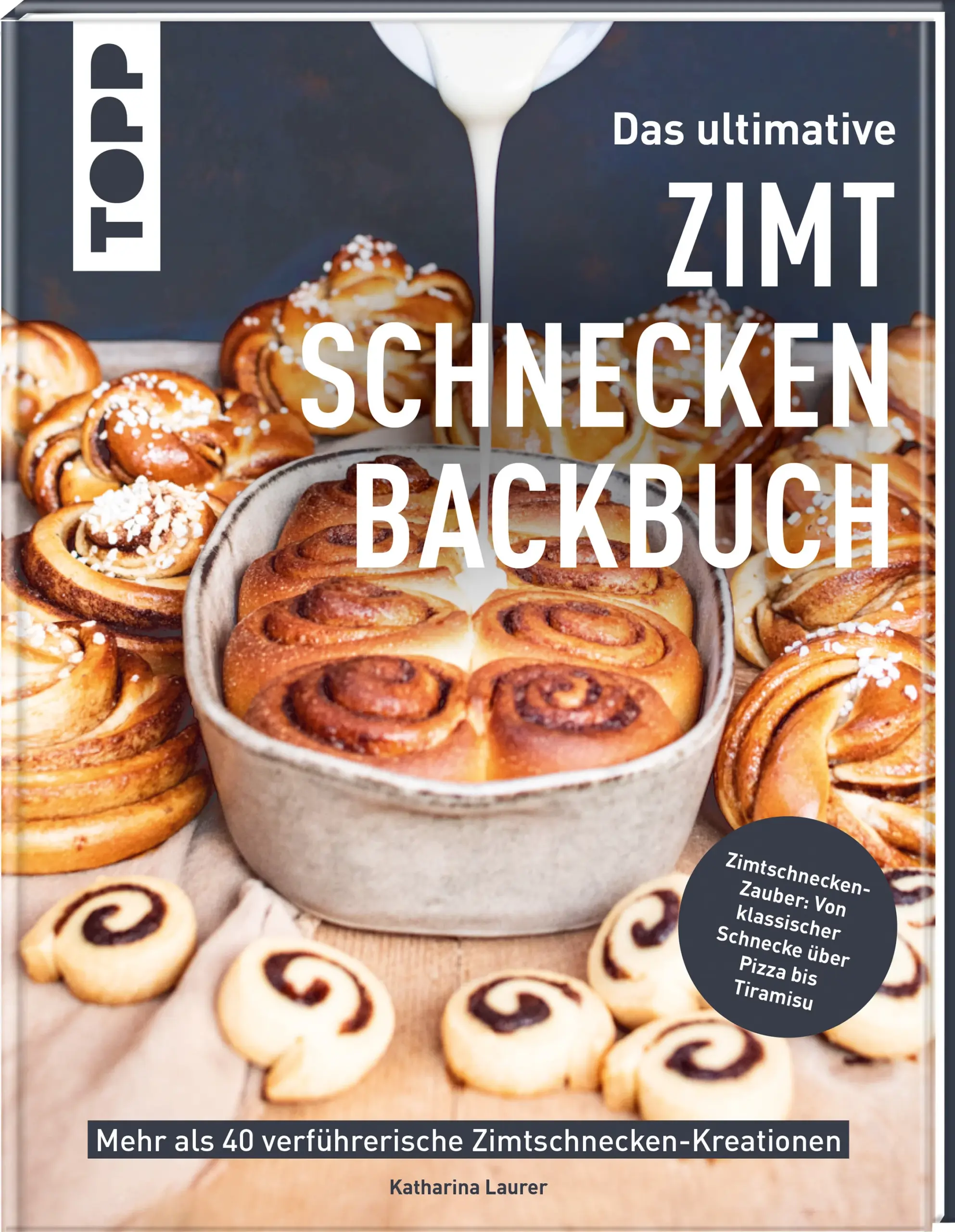 Das Original-Standardwerk für Zimtschnecken in allen Variationen!Duftender Zimt, flüssige Butter und ein fluffiger Hefeteig: Wer denkt beim Thema Zimtschnecken nicht an gemütliche Nachmittage auf dem Sofa? Zimtschnecken sind das perfekte Comfort Food für triste Tage. Egal, ob im Winter mit einer warmen Tasse Tee, Kaffee oder Kakao oder im Sommer mit einem erfrischenden Saft – Zimtschnecken passen einfach immer! Tauche ein in die verlockende Welt der Zimtschnecken und entdecke die Vielfalt der Zimtschnecken-Rezepte! Zimtschnecken-Expertin Katharina Laurer von @wienerbroedblog zeigt dir die verschiedenen Techniken zum Wickeln des Gebäcks. Mit den 45 köstlichen Rezepten bietet dir dieses Buch die Möglichkeit, deine Backkünste zu entfalten und wahre Gaumenfreuden zuzubereiten. Von amerikanischen, dänischen und finnischen Zimtschnecken über Zimtschnecken-Kekse und Zimtschnecken-Kuchen bis hin zu Zimtschnecken-Aufstrich, -Tiramisu und -Pizza findest du hier alles, was das zimtige Herz begehrt.Das erwartet dich: 45 klassische und innovative Zimtschnecken-Rezepteverschiedene Wickeltechniken mit detallierten Schritt-für-Schritt-Anleitungenköstliche Düfte im eigenen Zuhause unvergessliche Genussmomente für dich und deine Liebsten