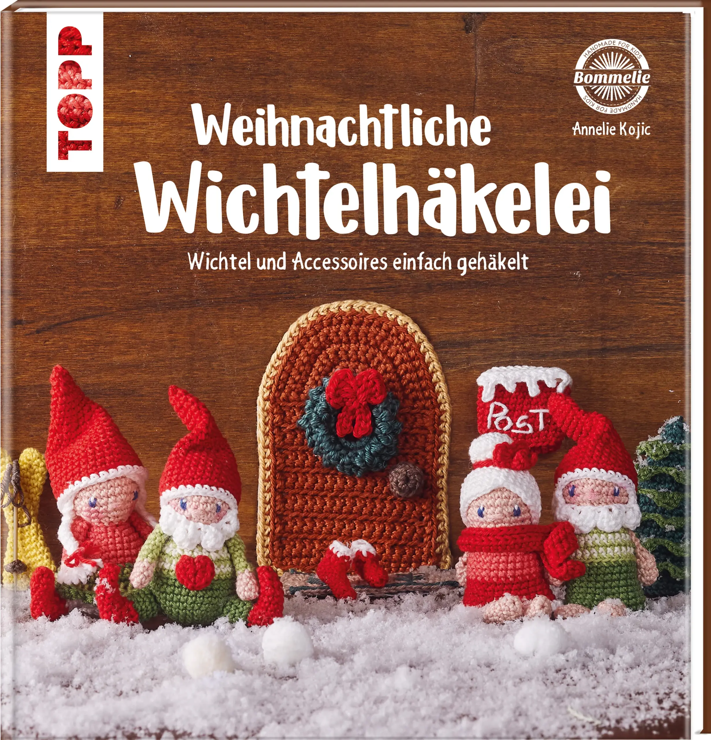 Weihnachtswichtel als perfekte kleine Begleiter für die Weihnachtszeit: Ob sie nun Schabernack treiben, kleine Briefchen verfassen oder in der Backstube den Plätzchenvorrat aufstocken. In diesem Buch sind 30 Anleitungen enthalten, mit denen kleine Wichtel selbst gehäkelt und individualisiert werden können. Dazu kommen zahlreiche Accessoires, die das Wichtelheim wohnlicher gestalten und mit denen gespielt werden können. Draußen vor der Tür wartet der Schneemann auf den nächsten Brief im Postkasten, drinnen erholt sich Wichteline von ihrem Schabernack und in der Küche rollt der Wichtel den Plätzchenteig aus. Durch die ausführlichen Anleitungen und den Grundlagenteil am Ende des Buches sind die Wichtel und deren Accessoires sowohl für Anfänger:innen als auch Profis geeignet. Mit diesem Buch sind die Wichtel bestens für die Adventszeit ausgestattet und können die Welt verzaubern!