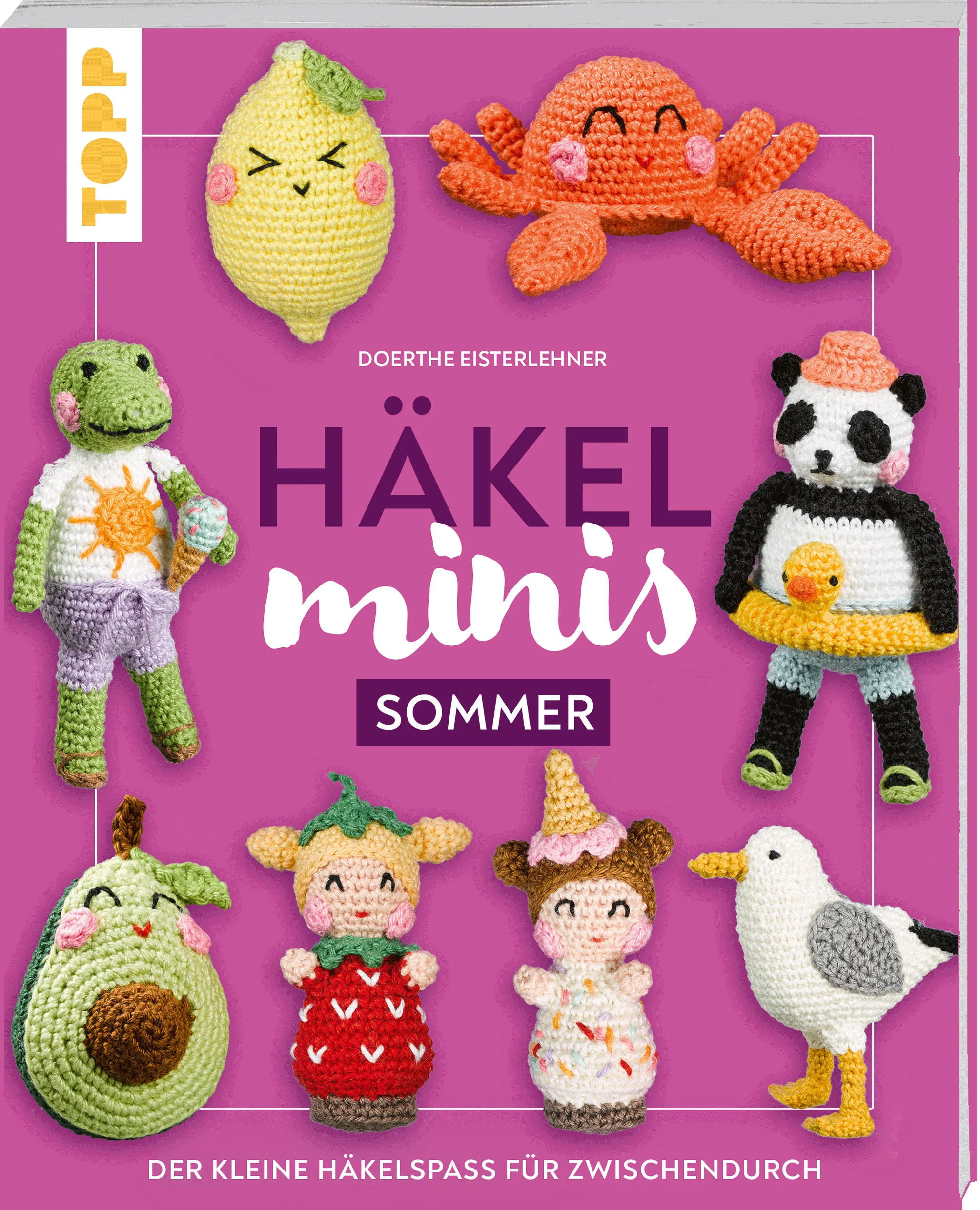 Sommerliche Häkelideen zum VerliebenEndlich ist der Sommer da und wir genießen die Sonne, das Meer, die Berge, unseren Balkon oder Garten. Für heiße Tage sind kleine Häkelprojekte aus Baumwollgarn, die nicht schwer in der Hand liegen oder fusseln, genau die richtigen Projekte für zwischendurch. Sie lassen sich entspannt im Strandkorb, auf der Hollywoodschaukel oder auf der Sonnenliege umsetzen. Die 15 süßen Häkelideen für die Sommerzeit machen bereits beim Häkeln so richtig Spaß! Emilie, das Erdbeermädchen, eine zauberhafte Zitrone, Kurt, die Krabbe und viele weitere Modelle finden Sie in diesem Buch.Das erwartet Sie:15 sommerliche Häkelanleitungenkleine Häkelprojekte für zwischendurchwenig MaterialbedarfHäkelfiguren eignen sich zum Dekorieren und VerschenkenÜber die AutorinDoerthe Eisterlehner, alias @frau_apfelkern, liebt es im Sommer zu häkeln. Wenn die Sonne lacht und die Tage lang sind, dann sitzt sie gerne im Garten und erschafft zauberhafte Häkelfiguren, die perfekt geeignet sind zum Dekorieren, Spielen und Verschenken.