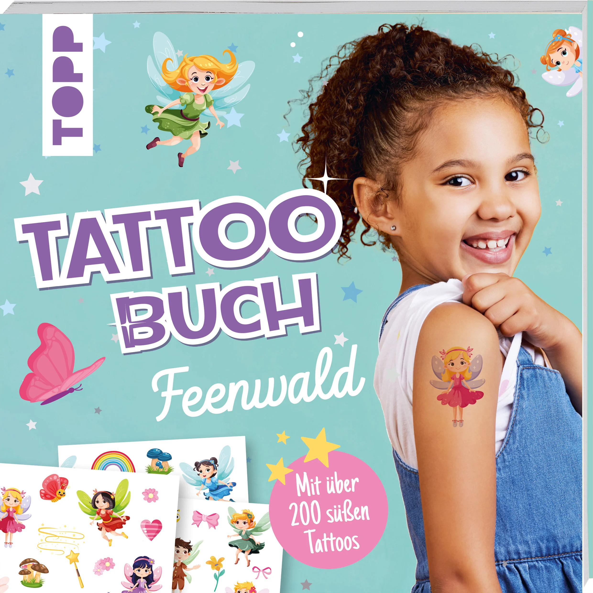 Entdecke über 200 Tattoos mit magischen Motiven rund um die Welt der Feen! Die Tattoos mit zahlreichen Feen-Motiven sind leicht aufzutragen und verschwinden nach einer Weile wieder von selbst. Außerdem erwarten dich tolle Ausmalmotive und Kreativideen!Das erwartet dich:über 200 temporäre Tattoos für Feenfreund:innenzahlreiche Mitmachseiten: Mal- und Zeichenseiten, Quiz, Kurzinfos, Kreativideen uvm.tolles Geschenk für Kinderhergestellt in DeutschlandAltersempfehlung: ab 5 Jahren