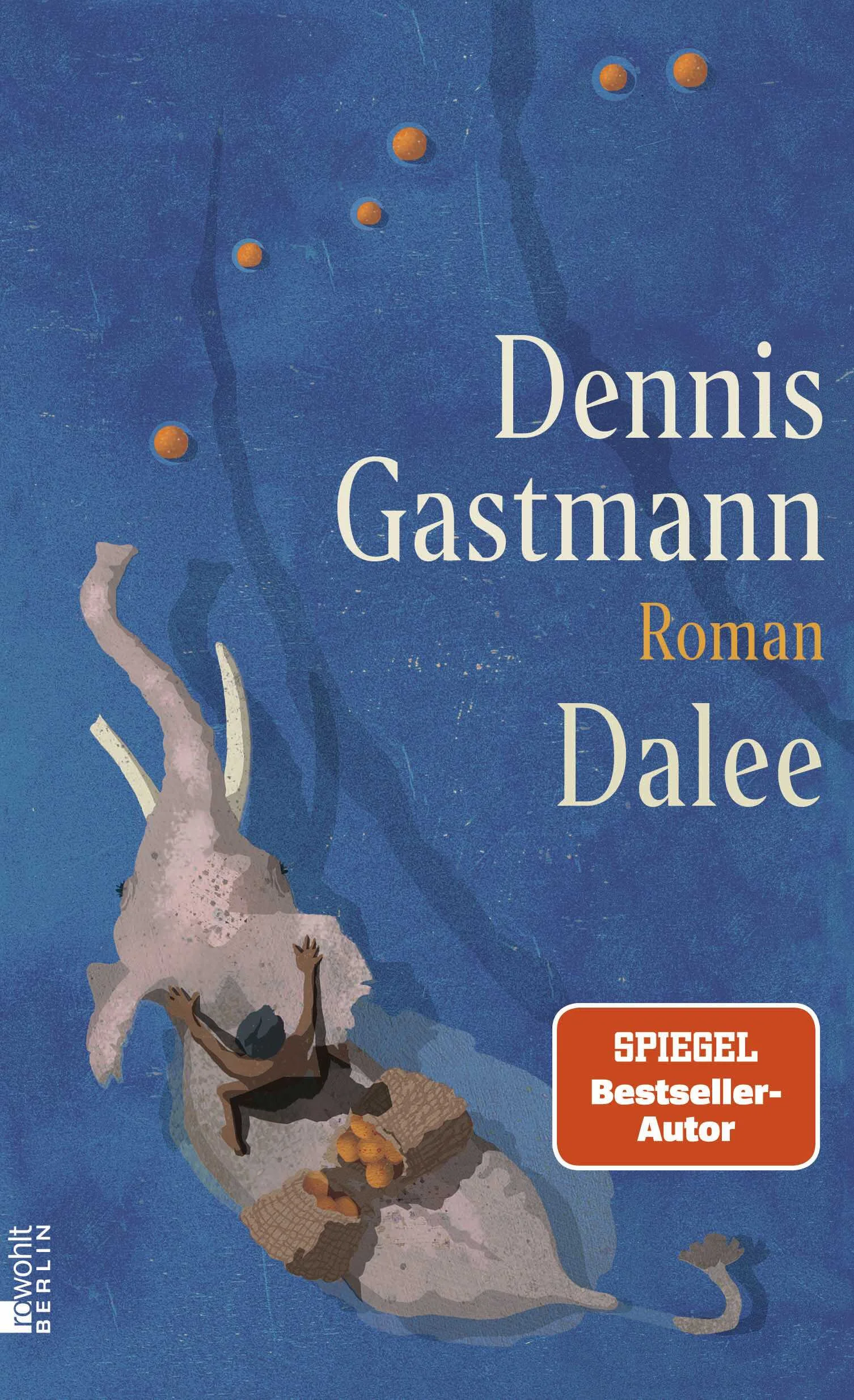Ein Junge, ein Elefant, eine Reise über das Meer. Dennis Gastmann erzählt von lebenslanger Freundschaft, von einem Neuanfang am Rande der Welt und von Dalee, einem alternden Elefanten, der allmählich sein Gedächtnis verliert. Ein Elefant vergisst nie, sagt man. Aber was, wenn doch?Es ist ein großes Wagnis. Ein Dampfer mit einer ganzen Elefantenherde im Bauch sticht in Kalkutta in See und nimmt Kurs auf die Andamaneninseln. An Bord sind auch der junge Bellini, seine Familie und ihr Arbeitselefant, Dalee. Indien ist unabhängig geworden, und die Familie lässt alles hinter sich, um auf dem fernen Archipel ein neues Leben zu beginnen. Keiner ahnt, was sie dort erwartet: undurchdringlicher Dschungel, ehemalige Häftlinge eines Kolonialgefängnisses und ein märchenhaft reicher Unternehmer, der nicht hält, was er verspricht. Mittendrin soll Bellini das altehrwürdige Handwerk des Mahuts, des Elefantenführers, erlernen. Der Große Graue ist sein engster Gefährte, der Junge reitet auf dem Rücken des Elefanten sogar durchs Meer. Doch Dalee wird mit dem Alter sonderbar, launenhaft und gefährlich. Er scheint das Gedächtnis zu verlieren.Opulent und bildreich erzählt Dennis Gastmann von einem Neuanfang im Unbekannten, von lebenslanger Freundschaft und vom Abschiednehmen. Ein großer Roman, ein außergewöhnliches Abenteuer, inspiriert von einer wahren Geschichte.