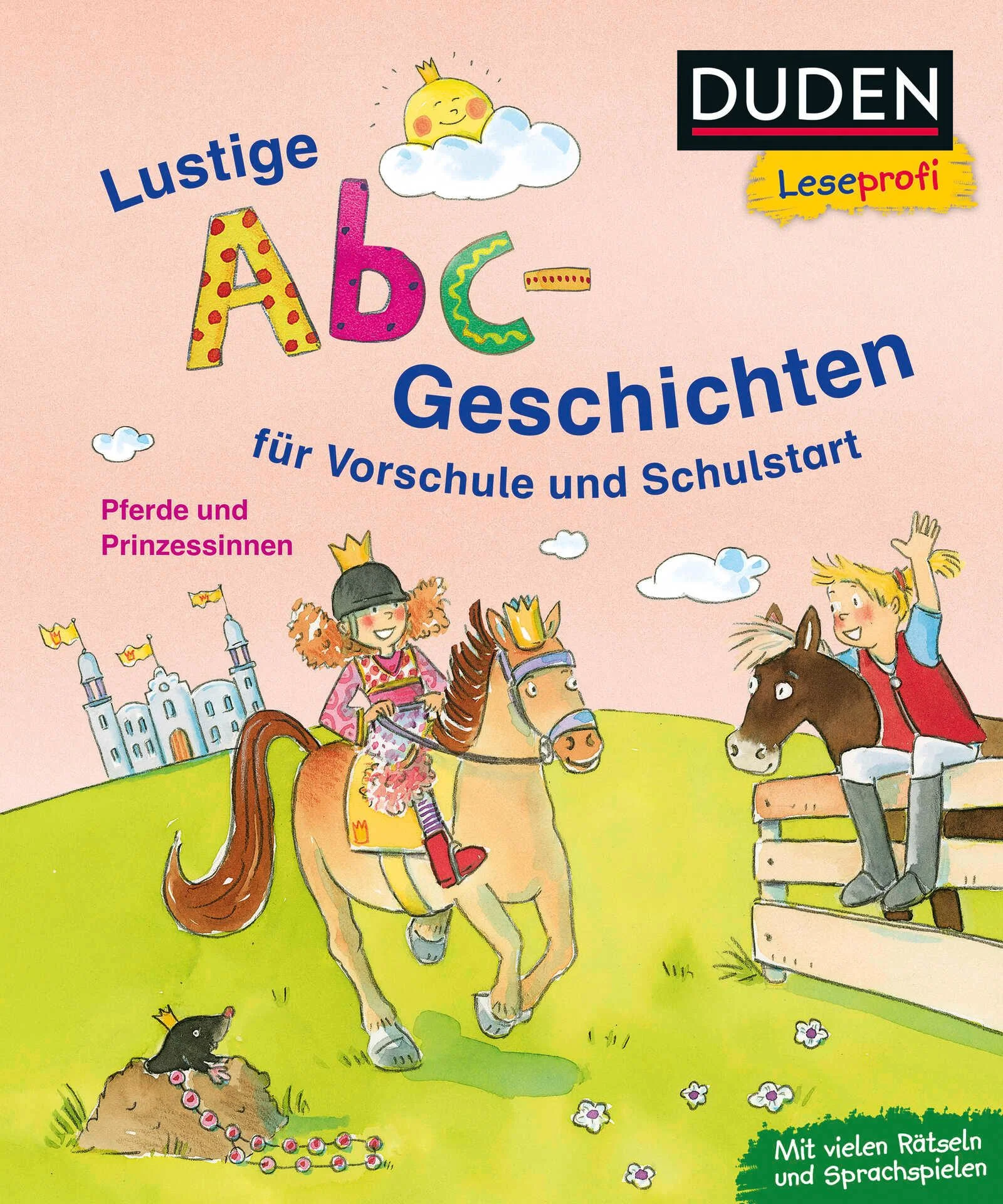 Lustiger Lesespaß für Leseanfänger und VorleserDie 52 witzigen Abc-Geschichten rund um das Thema „Pferde und Prinzessinnen“ eignen sich wunderbar zum Vor-, Mit- und ersten Selberlesen. Zu jedem Buchstaben gibt es pro Thema eine kurze Geschichte mit lustigen Rätseln und Sprachspielen, die zum Mitmachen anregen. So lernen Kinder spielerisch die Welt der Buchstaben kennen. Die spaßigen Geschichten legen somit die Basis für das erfolgreiche Lesen- und Schreibenlernen und wecken die Lesefreude.Duden – von Anfang an richtig! Zum Vorlesen, Mitlesen und ersten Selberlesen für Kinder ab 5 JahrenSo geht zeitgemäße Leseförderung:Diese quirligen und mit viel Liebe zum Detail illustrierten Geschichten aus der Reihe 