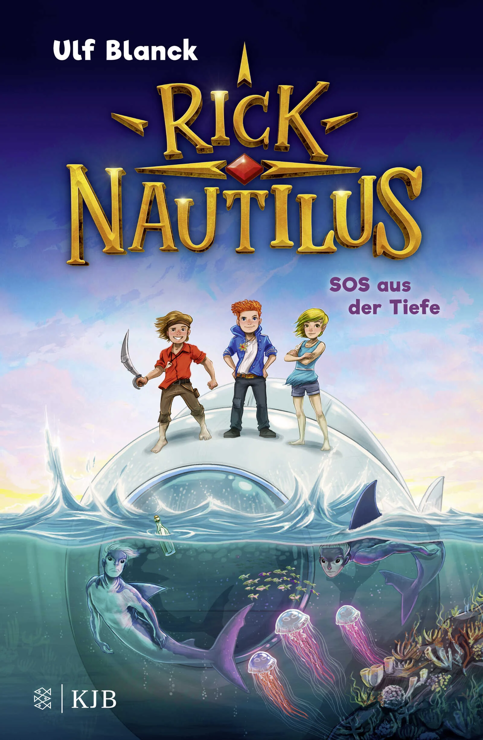 Leinen los! Rick Nautilus ist der jüngste und coolste Abenteurer der Weltmeere – Band 1 der spannenden Serie vom Bestsellerautor von »Die ??? Kids«An Bord der Nautilus steuern Rick, Ava und Emilio eine unerforschte Insel an. Plötzlich entdecken sie eine Flaschenpost! Darin steckt jedoch keine Schatzkarte, sondern ein Hilferuf. Und eine Schnur an der Flasche führt die drei Freunde immer tiefer hinab in den Ozean … Welches Geheimnis erwartet sie da unten? Welche Gefahren lauern auf sie? Das müssen die Freunde unbedingt herausfinden!Mit ihrem phantastischen U-Boot sind Rick und seine Freunde, die Ozeanerin Ava und der Piratensohn Emilio, den unglaublichsten Geheimnissen der Ozeane auf der Spur. Lesespaß in Serie für alle Abenteurer, Wasserratten und Leichtmatrosen! Mit starken Bildern von Timo GrubingBereits erschienen in der Serie »Rick Nautilus«: Rick Nautilus – Gefangen auf der Eiseninsel (Band 2)In Kürze erscheinen: Rick Nautilus – Alarm in der Delfin-Lagune (Band 3)Rick Nautilus – Geisterschiff am Meeresgrund (Band 4)Weitere Bände in Vorbereitung
