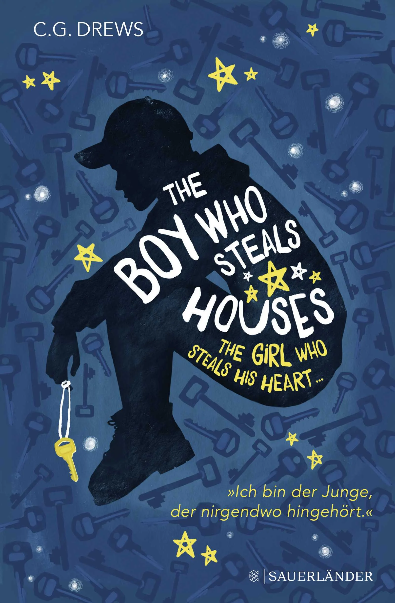 »The Boy Who Steals Houses« ist wie eine zärtliche Umarmung und ein unerwarteter Faustschlag ins Gesicht.Sam ist erst fünfzehn, aber er muss selbst sehen, woher er etwas zu essen bekommt, wo er die Nacht verbringen und wie er seinen älteren autistischen Bruder beschützen kann. Sam steigt in verwaiste Häuser ein, lebt dort so lange wie möglich und macht, was er findet, zu Kleingeld, das er mit seinem Bruder teilt.  Eines Tages kommen Besitzer, eine Familie mit sieben Kindern, früher zurück.  Zu Sams Überraschung wird aber nicht die Polizei gerufen, sondern er zum Essen eingeladen. Jeder hält ihn für einen Freund eines anderen Geschwisters. Und er verliebt sich in die gleichaltrige Moxie. Aber Sam hat ein dunkles Geheimnis. Und seine Vergangenheit lauert schon darauf, ihn einzuholen …Ein aufrüttelnder Roman über zwei Brüder, die sich nach einem Zuhause sehnen.
