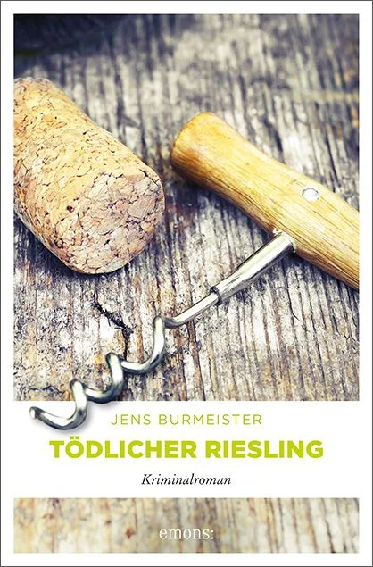 Ein toter Pfarrer, ein liebenswerter Ermittler wider Willen und süffiges Lokalkolorit satt. Während die Weinlese am Mittelrhein auf ihren Höhepunkt zusteuert, hat sich auf Burg Stahleck in Bacharach eine Sekte breitgemacht. Ihre Anhänger feiern Orgien und werben aggressiv um neue Jünger. Auch einige Winzer hat sie bereits in ihren Bann gezogen. Jaspal Wöhler, Aromaforscher mit eigenem Weinberg, will sich aus all dem heraushalten. Doch als er den Bopparder Pfarrer tot im Beichtstuhl findet, gerät er mitten hinein in ein Geflecht aus religiösen Wahnvorstellungen, Geldgier und Intrigen …