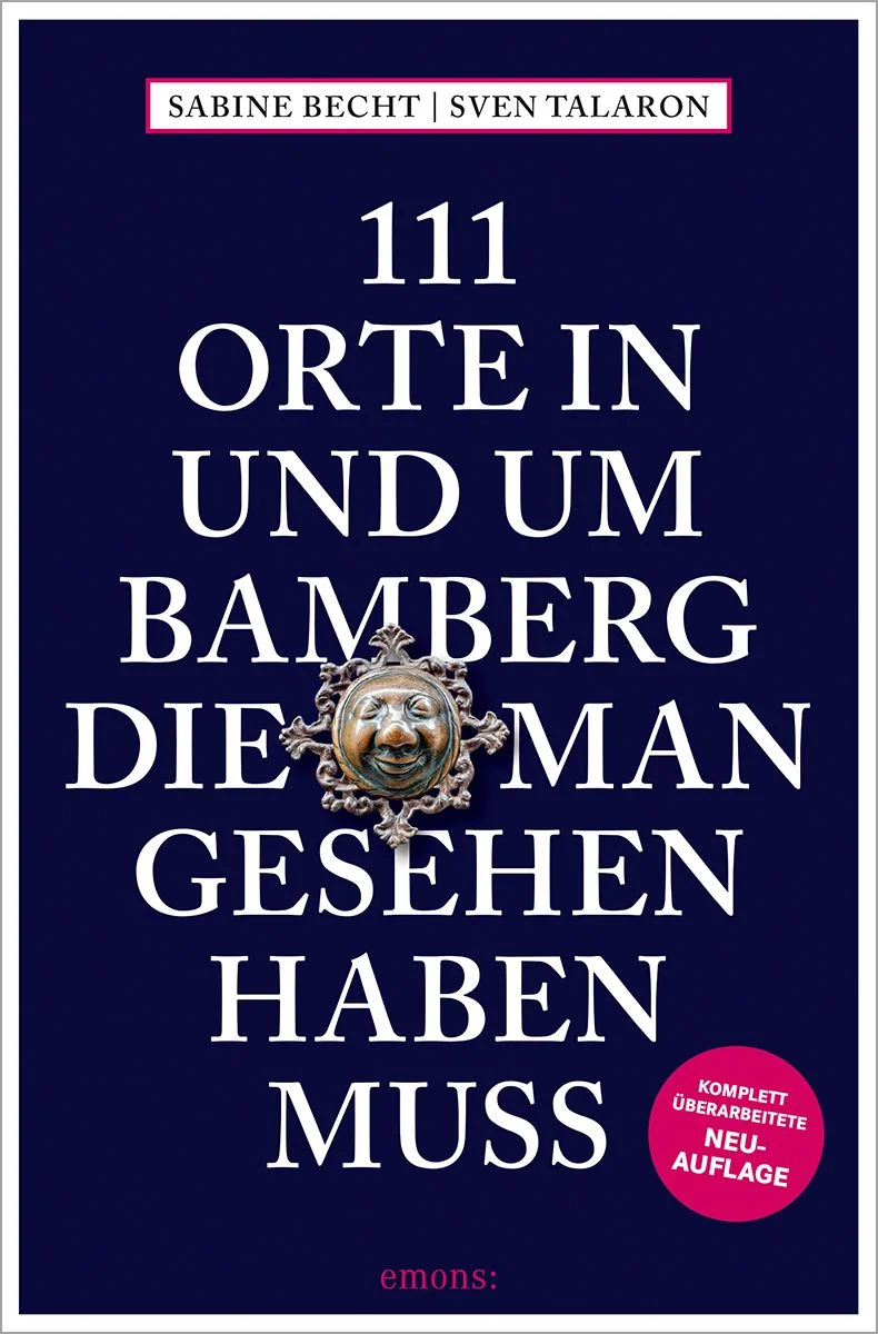 Geschichten aus dem fränkischen Rom. Bamberg ist so vieles – Bierstadt und Domstadt, Gärtnerstadt und Musikstadt, bildschöne Stadt, altehrwürdige Stadt und sogar Weltkulturerbestadt und dabei doch studentisch jung und voller Leben. Dazu gesellen sich selbstverständlich jede Menge Traditionen, Geschichten und Kuriositäten, die es zu entdecken gilt. Wo wohnt das Nilkrokodil? Und wo wartet das Äffchen auf seinen Kaiser?