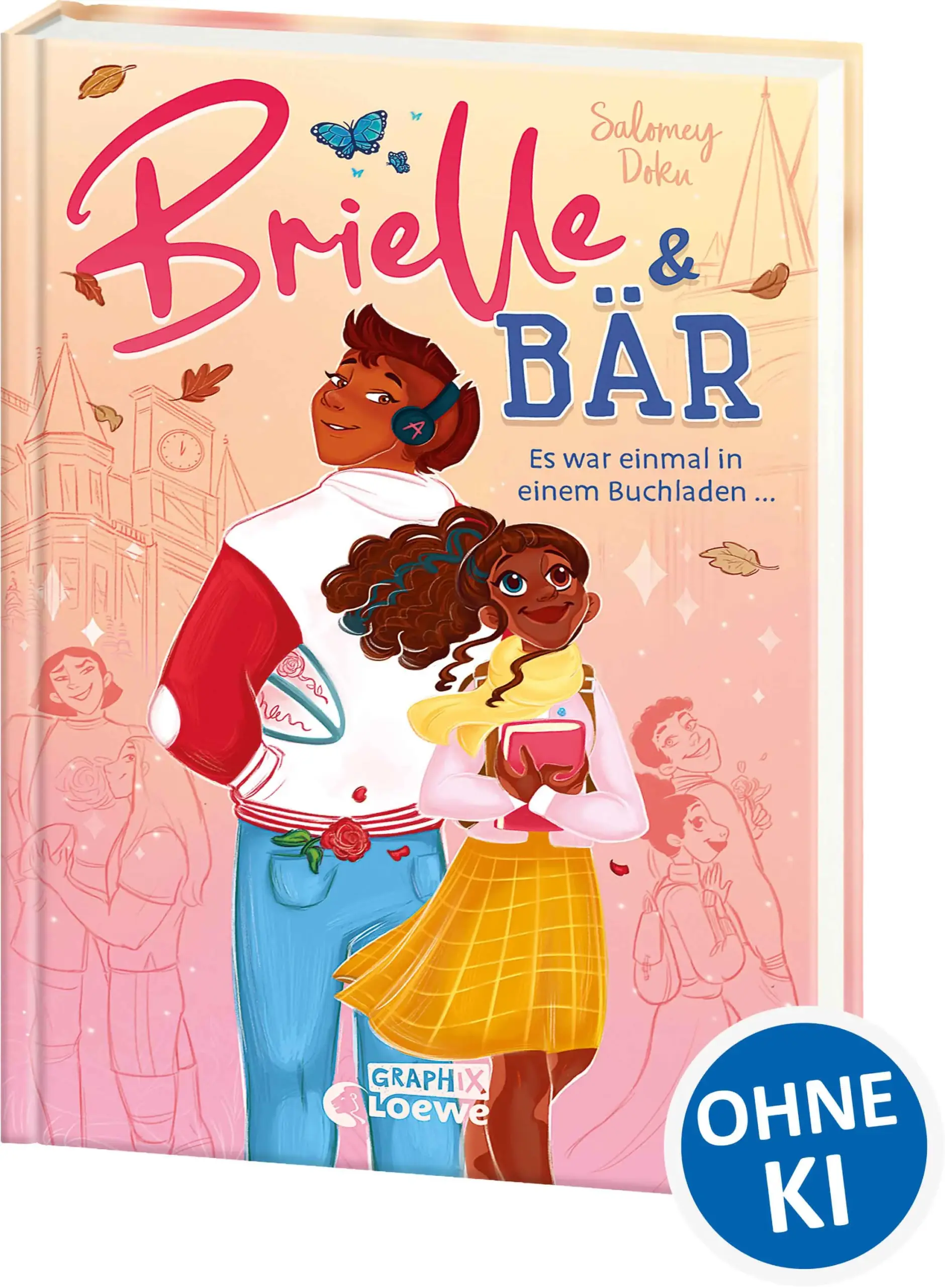 Loewe-Bücher: garantiert ohne KI The Beauty and the Bear Autsch! ist Brielle da gerade gegen eine Wand gelaufen, oder was? Nein, keine Wand, das war Atohi Yonas, den alle nur Bär nennen: Rugby-Vizekapitän der Universitätsmannschaft, knapp zwei Meter groß und geradezu „hinreißend“, wie Brielle schmerzlich feststellen muss.  Aber was sie am meisten umhaut, ist das Buch, das Bär bei ihrem unfreiwilligen Zusammenstoß aus den Händen fiel. Es ist das gleiche Märchenbuch, das sie selbst gerade liest. Echt jetzt? Bär liest Bücher? Was in einer Buchhandlung beginnt, kann gar nicht schlecht ausgehen. Aber zuvor müssen Brielle und Bär noch einige Missverständnisse aus dem Weg räumen und Geheimnisse miteinander teilen. Wenn Rugby-Vizekapitän auf Märchenliebhaberin trifft Fantastische Liebesgeschichte mit diversen Charakteren Über Märchen, mentale Gesundheit und ein ungleiches Paar Traumhaftes Setting an der Once-Upon-A-Time-Universität Liebevoll und farbenfroh illustriert von Salomey Doku Nach dem Webtoon-Erfolg jetzt auch als Buch im hochwertigen Hardover