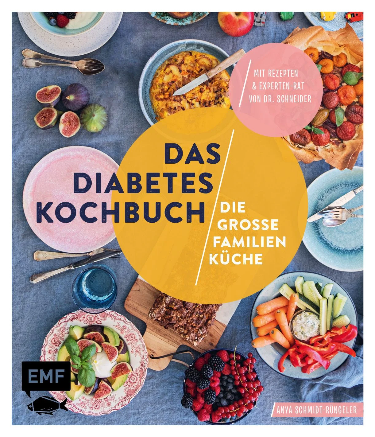 Das erste Familien-Kochbuch Diabetes!Die Diagnose Diabetes kann von jung bis alt jeden treffen und wirft Fragen für die ganze Familie auf: Welche Informationen werden jetzt benötigt? Ist die Einnahme von Medikamenten notwendig? Welche Form der Ernährung ist jetzt die richtige und muss jetzt eine Extra-Mahlzeit gekocht werden? In diesem Buch werden alle grundlegen Informationen über Diabetes Typ I und II übersichtlich und fachlich fundiert zusammengefasst und in 60 Rezepten Anregungen gegeben, wie sich die ganze Familie im Alltag gesund ernährt.Die 60 Rezepte sind mit Nährstoffangaben und allen wichtigen Infos für Diabetiker und ernährungsbewusste Familien versehen und decken vom Snack für unterwegs bis zur Hauptmahlzeit, die wirklich allen schmeckt, die gesamte Alltagsküche abIm Grundlagenteil erfahren Sie von Dr. Schneider – niedergelassener Diabetologe und Kardiologe – alles über Diabetes, die verschiedenen Typen, und welchen Einfluss eine gesunde Ernährungsweise haben kannMit Erfahrungsbericht, Tipps und Hinweisen von der Autorin – damit Sie schnell alle Informationen haben, die jetzt wichtig sindDie Diagnose Diabetes kann bei Familien für Verunsicherung sorgen, weil oft nicht klar ist, wie sich die Ernährung betroffener Personen verändern muss. Dabei muss auf nichts verzichtet werden – ausgewogene und gesunde Mahlzeiten, die schnell gekocht sind und allen schmecken, sind für alle Familienmitglieder wichtig. So können weiterhin alle an einem Tisch essen.