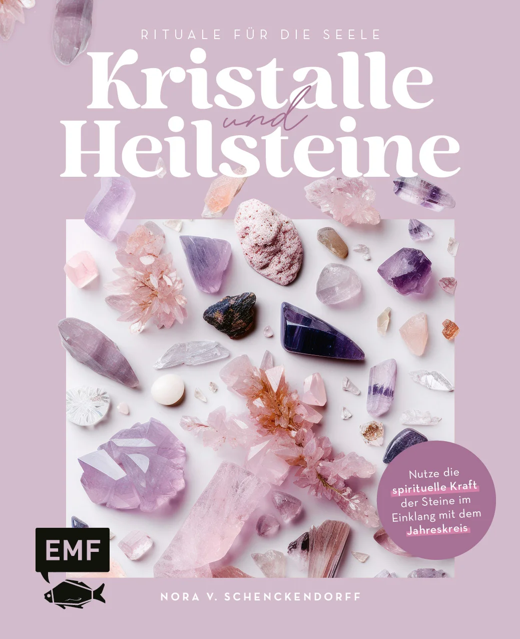 Create your Sacred Space! Nutze die Kraft der Kristalle für deine spirituelle Reise durch das Jahr.Tauche ein in die magische Welt der Kristalle und entdecke ihre Kraft. Jede Phase des Jahres besitzt ihre eigene Energie, die durch Heilsteine und Kristalle verstärkt werden kann. Vom Neujahr über die keltischen Jahreskreisfeste bis zu den Rauhnächten: erfahre den Zauber dieser besonderen Anlässe, angereichert mit Steinempfehlungen, ausführlichen Porträts und detaillierten Ritualanleitungen.Dein praxisnaher Jahresbegleiter zu Kristallen und HeilsteinenRauhnächte, Sonnenfeste und Vollmonde – nutze die besonderen Energien jeder Phase des Jahres und verstärke sie mit passenden SteinenFinde zu dir selbst durch die Magie der Kristalle und schöpfe neue Kraft für die Herausforderungen des AlltagsMit Steinempfehlungen für dich und die verschiedenen Phasen des Jahres, Kristallporträts und ausführlichen Anleitungen für RitualeDer Alltag kann fordernd sein, machmal sogar überfordernd, und verlangt viel Energie. Entdecke mit der Magie der Kristalle neue Kraftquellen in dir. Dieses Buch bietet dir Impulse und detaillierte Anleitungen für Rituale, die dir helfen, Schritt für Schritt deine ganz persönliche spirituelle Praxis zu etablieren, die dich durch das ganze Jahr, und vielleicht sogar darüber hinaus, begleitet. 